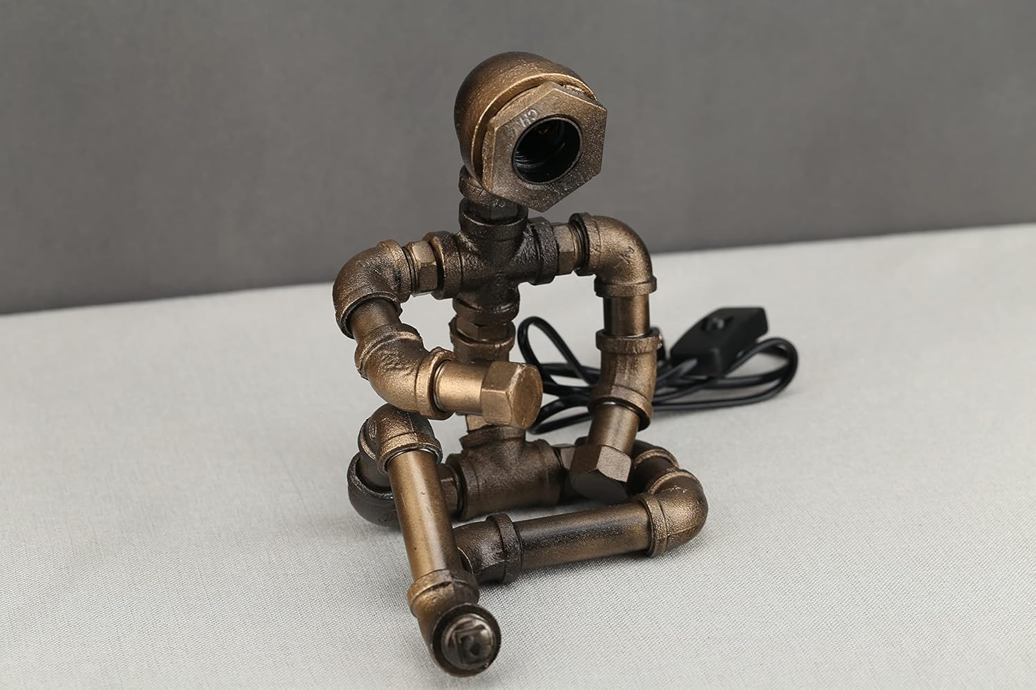 WUBIANJIE Lámpara retro de tubo de agua, lámpara de robot industrial, bronce, estilo steampunk, personalidad, creativa, atmósfera, decoración, linda