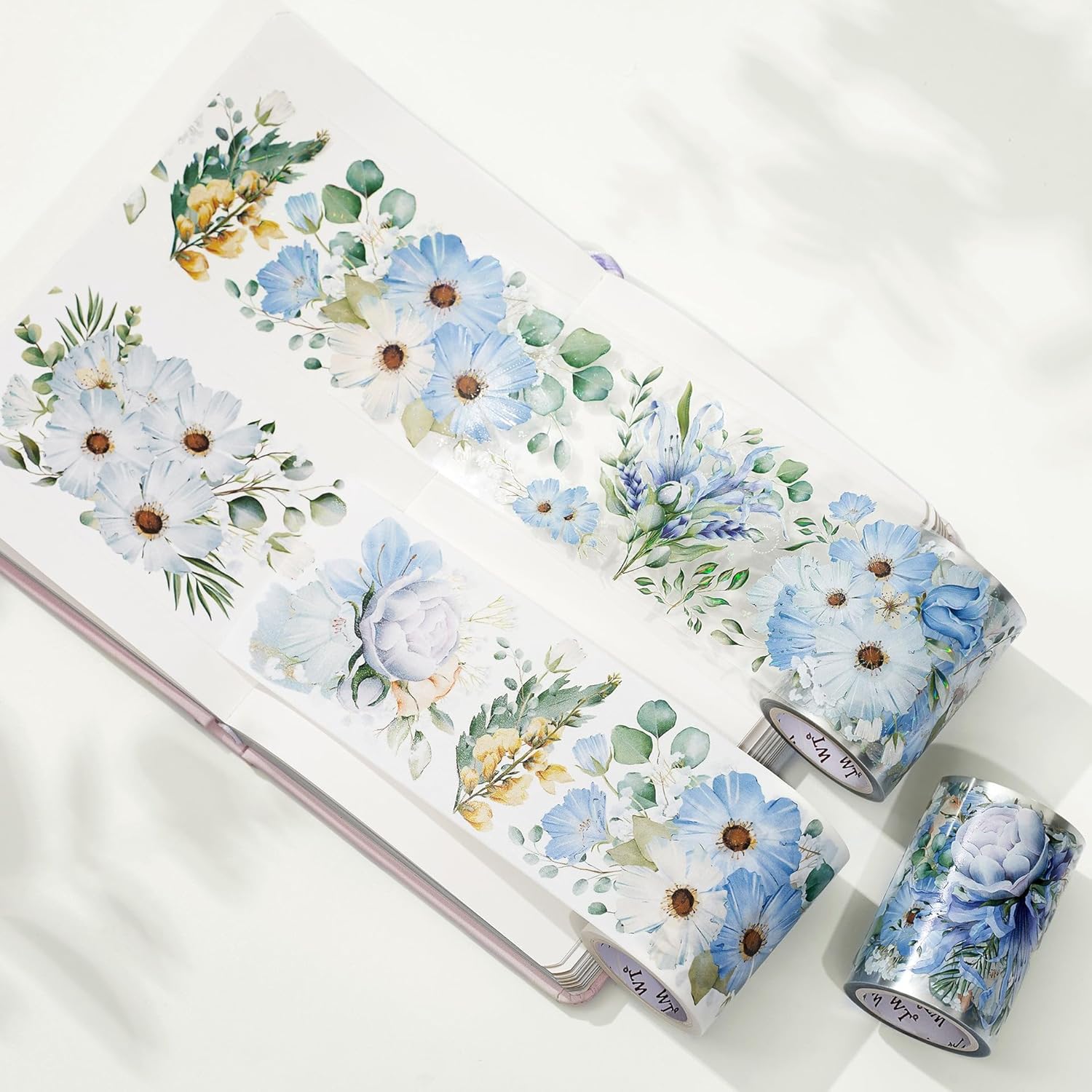WT Serene Wide Washi Tape, rollo individual, diseños originales, cinta decorativa de flores azules, cuaderno de recortes de diario, suministros de