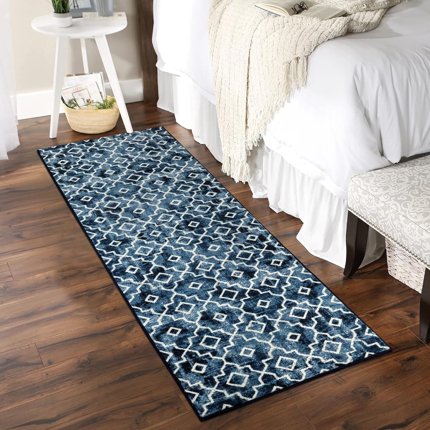 Wonnitar Alfombra marroquí lavable de 2 x 6 pies, color azul, antideslizante, para entrada, alfombra envejecida, moderna, geométrica enrejada, para