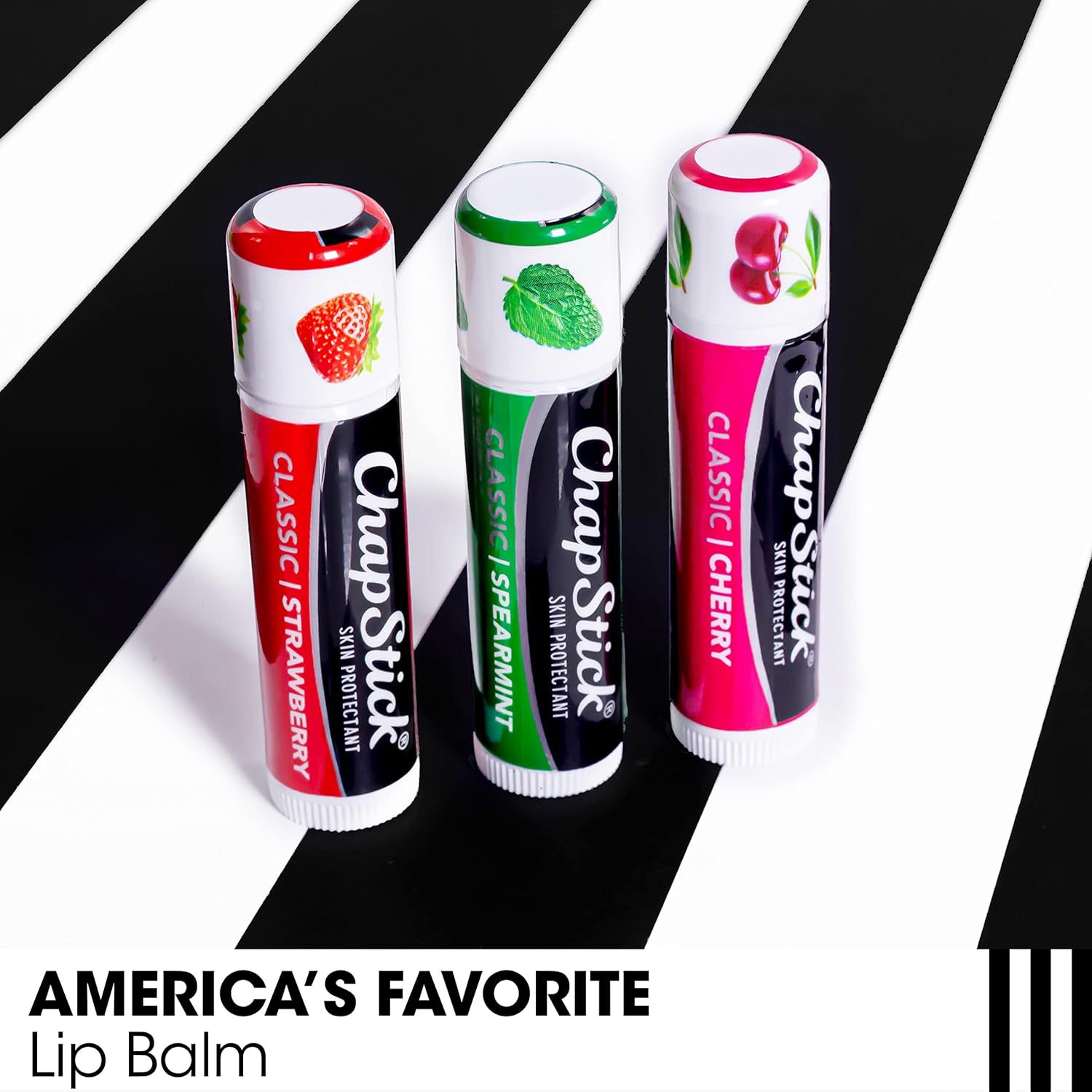 ChapStick Paquete variado de tubos de bálsamo labial de menta verde, cereza y fresa, 0.15 onzas cada uno (paquete de 3)