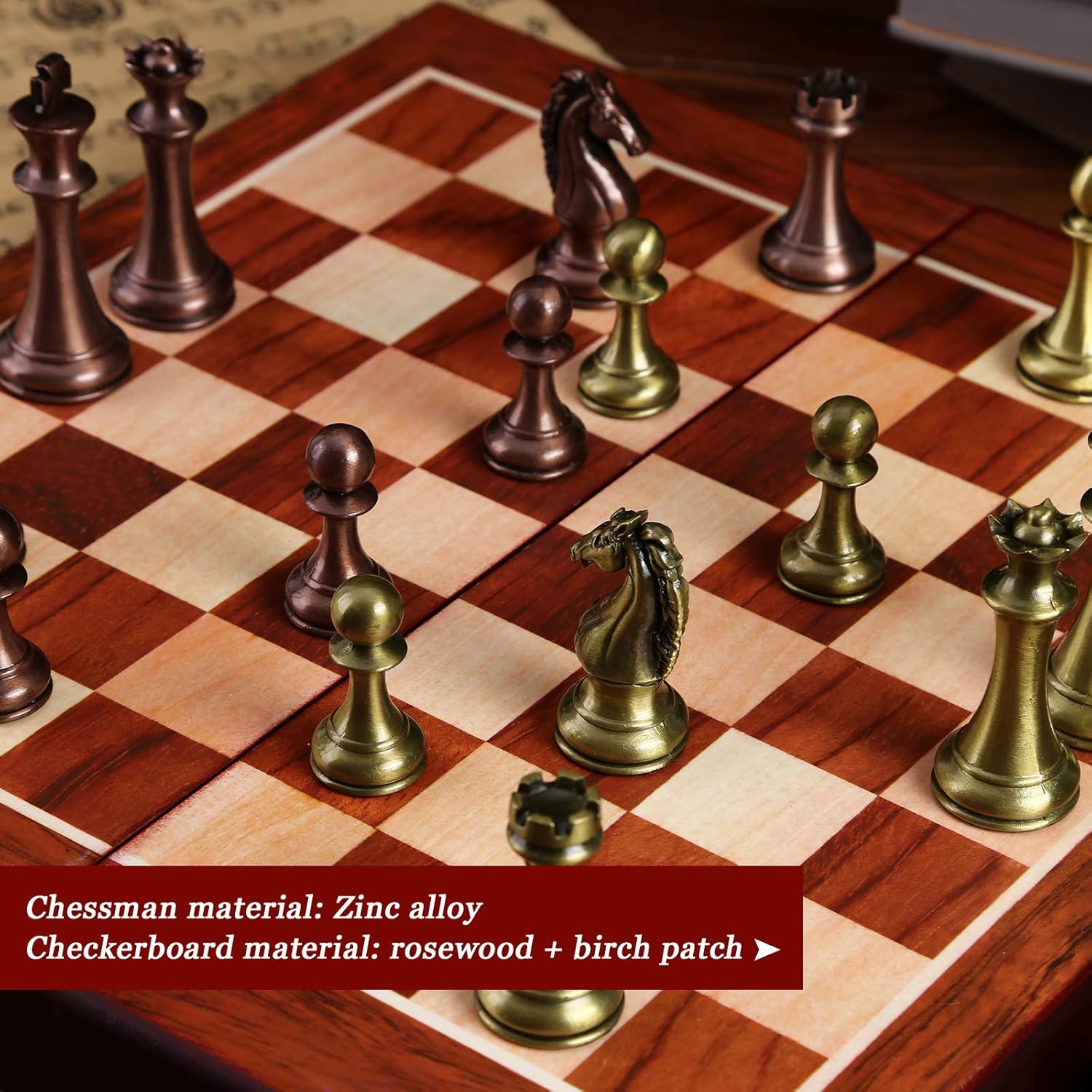 Juego de ajedrez de calidad hecho a mano grande de metal de lujo, juego de ajedrez retro chapado en cobre de aleación con caja de madera portátil,