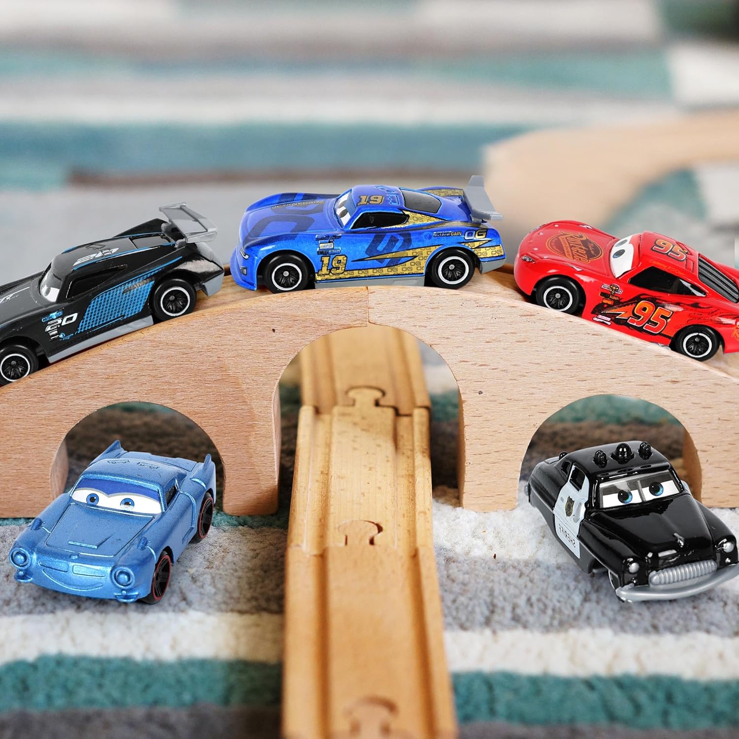 Juguetes de autos de metal de película de coches, 8 piezas de camiones de metal con Lightning King Sheriff Modelo de juguete de cumpleaños para