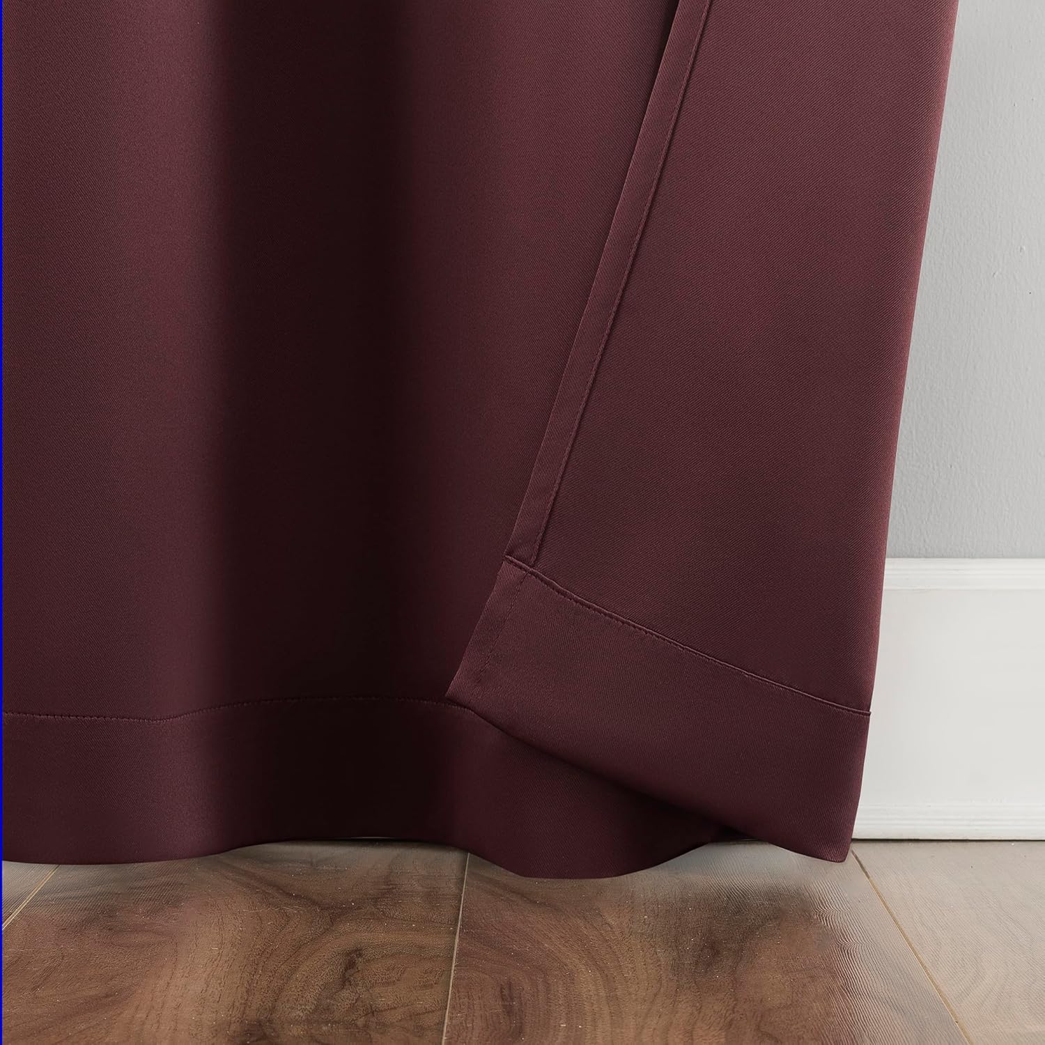 Sun Zero Easton – Cortina opaca con ojales, ahorro de energía, 40 x 84 pulgadas, color rojo merlot