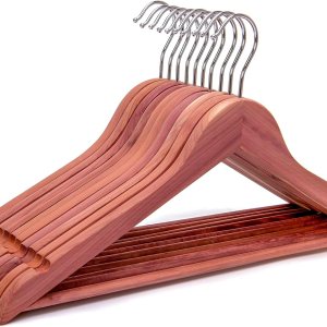 Perchas de madera de cedro rojo americano, perchas de madera para vestidos, muescas de corte suave, gancho flexible de 360, barra antideslizante Perchas de madera de cedro rojo americano, perchas de madera para vestidos, muescas de corte suave, gancho flexible de 360, barra antideslizante