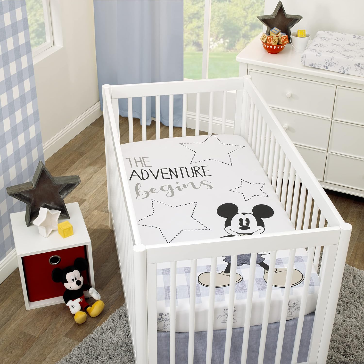 Disney Mickey Mouse – Call Me Mickey White and Blue The Adventure Begins Stars and Gingham 100% algodón Photo Op Nursery Sábana bajera ajustable