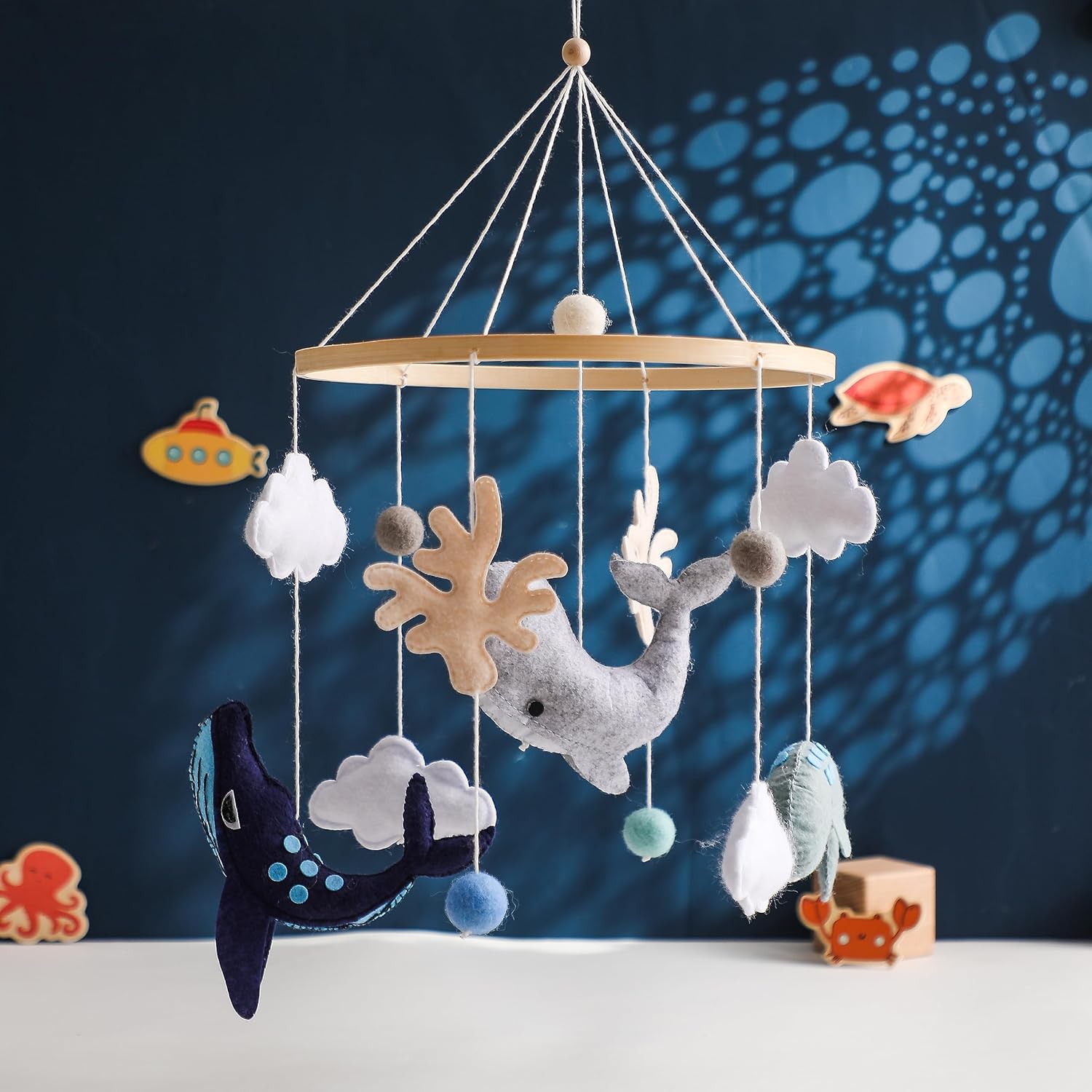 Montessori – Móvil de bebé para cuna, animales del océano, cuna, decoración de guardería de bosque, juguetes calmantes para colgar en el techo, bola