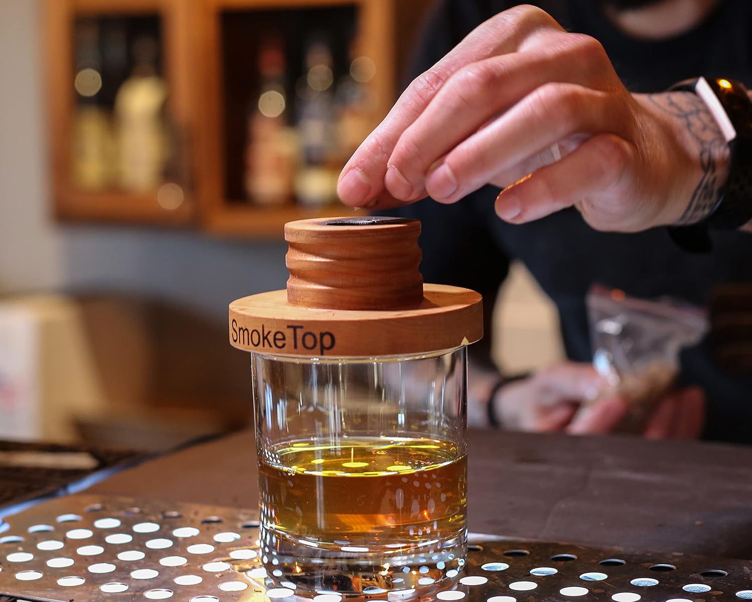 SmokeTop – Paquete de 4 chips de madera (cereza, nogal, arce, roble)  Chips de cóctel para cócteles antiguos, whisky y bourbon  Fabricado en los