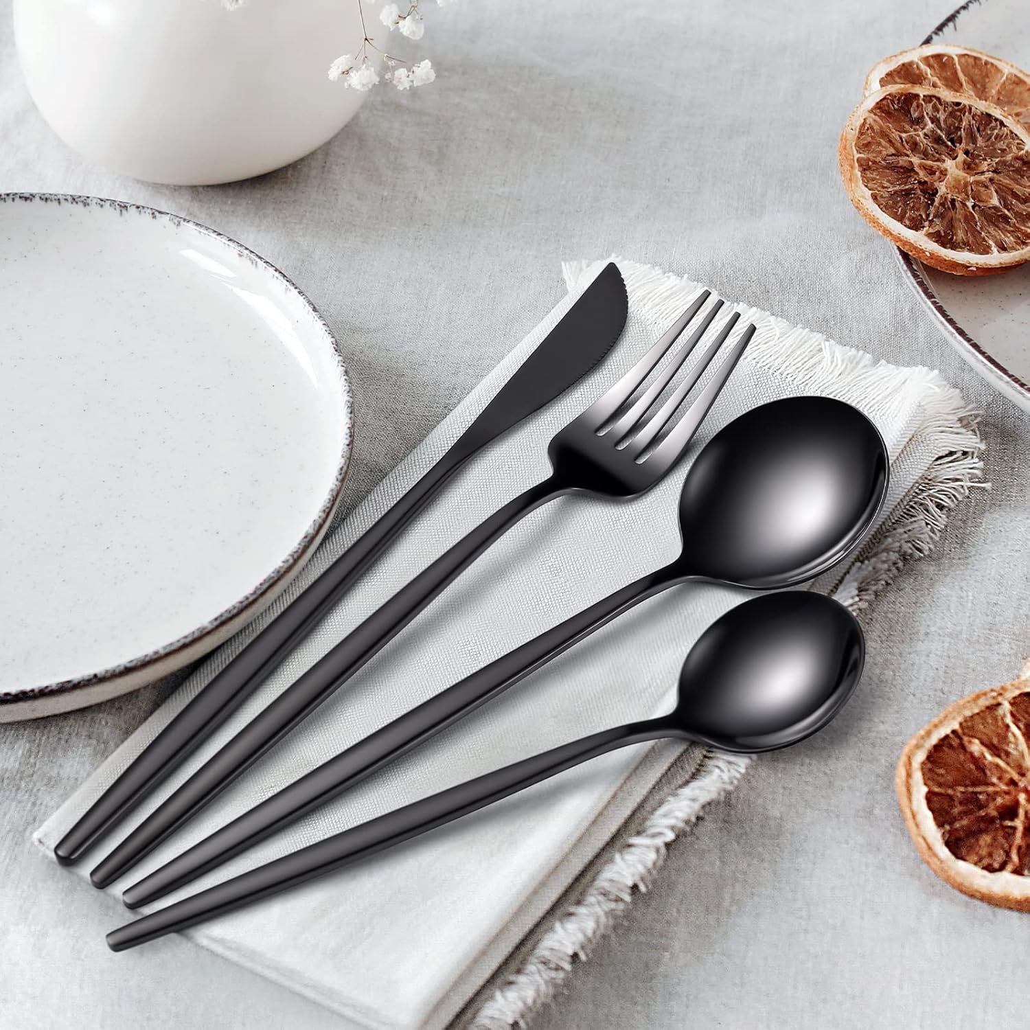 Juego de cubiertos negros de 30 piezas, cubiertos negros para 6, tenedores negros de acero inoxidable, cucharas y cuchillos, servicio para 6, pulido
