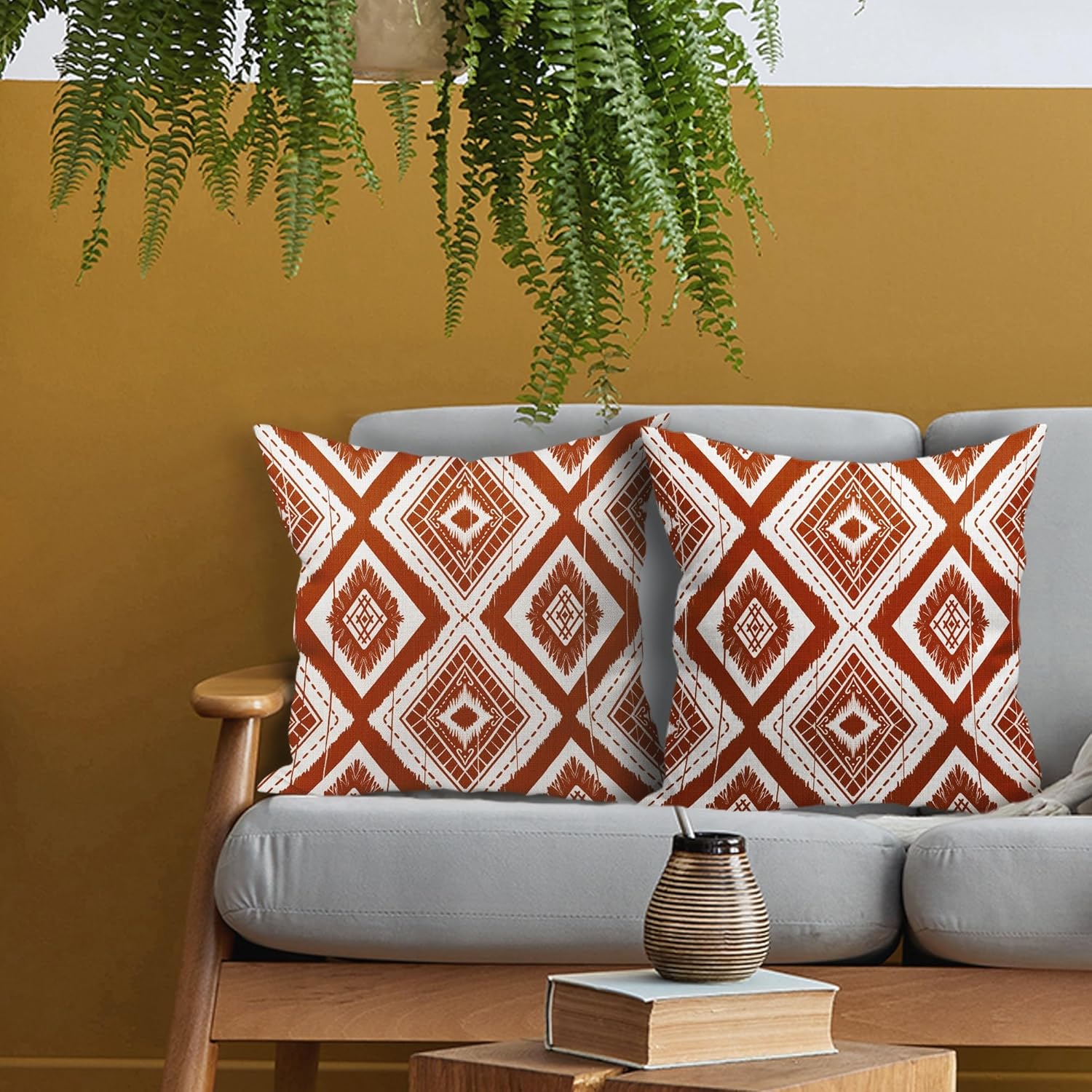 aportt Juego de 2 fundas de almohada geométricas de color naranja quemado de 18 x 18 pulgadas con diamantes Ikat de color marfil óxido, estilo