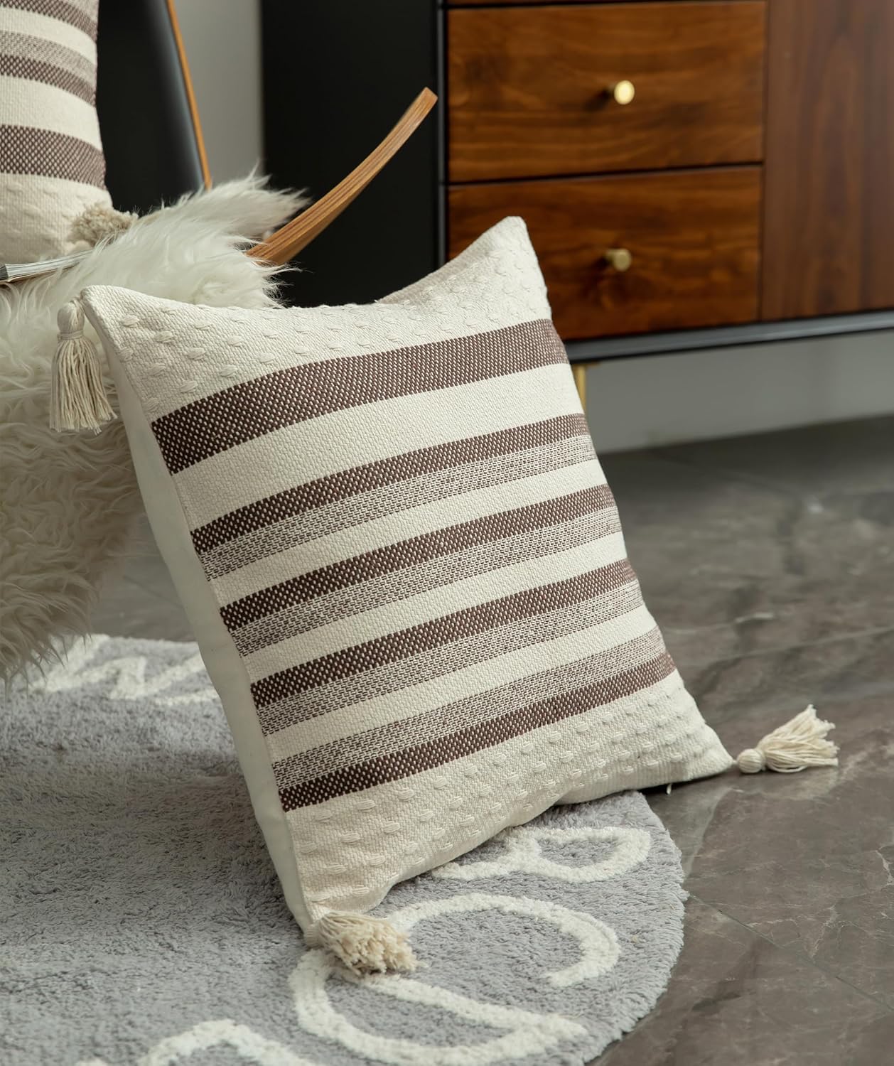 Juego de 1 funda de almohada bohemia de 20 x 20 pulgadas, fundas de almohada neutras con borlas para sofá, sala de estar y sala de estar al aire
