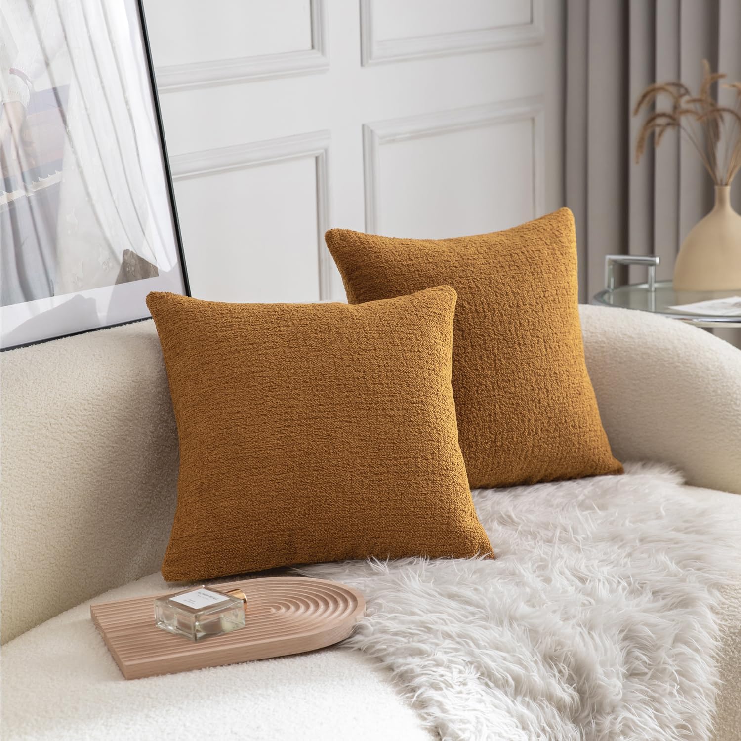 Rythome Fundas de almohada Ochre cómodas con textura similar a un peluche para cama y sofá, 20 x 20 pulgadas, paquete de 2