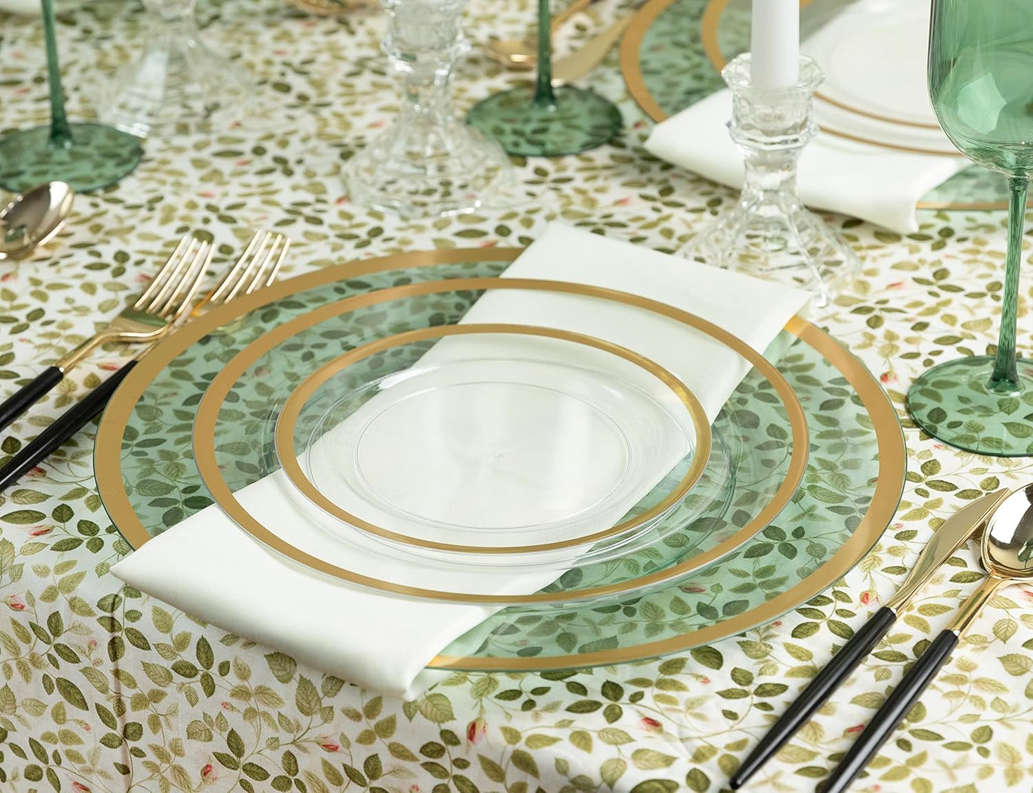 PARTY BARGAINS Placas de carga de 13 pulgadas, paquete de 4, borde dorado verde transparente, cargadores desechables resistentes para comidas