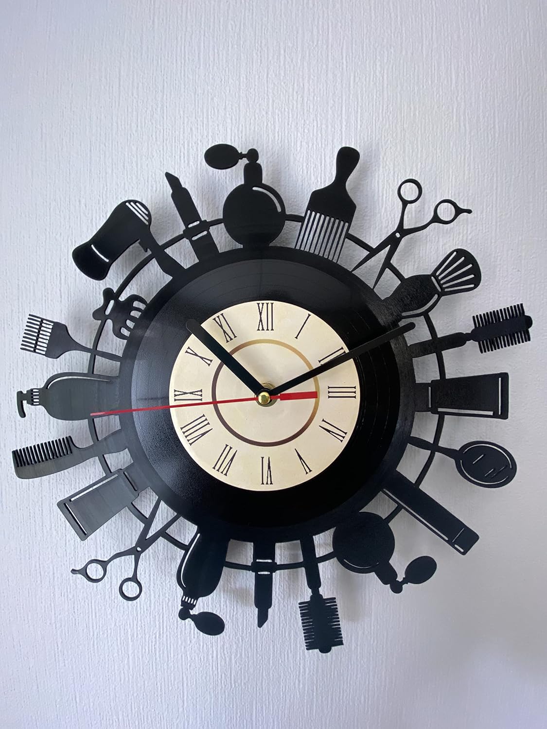 Reloj de pared de vinilo para peluquería, peluquería, peluquero, peluquero, peluquería, regalo para estilista, personaliza tu reloj