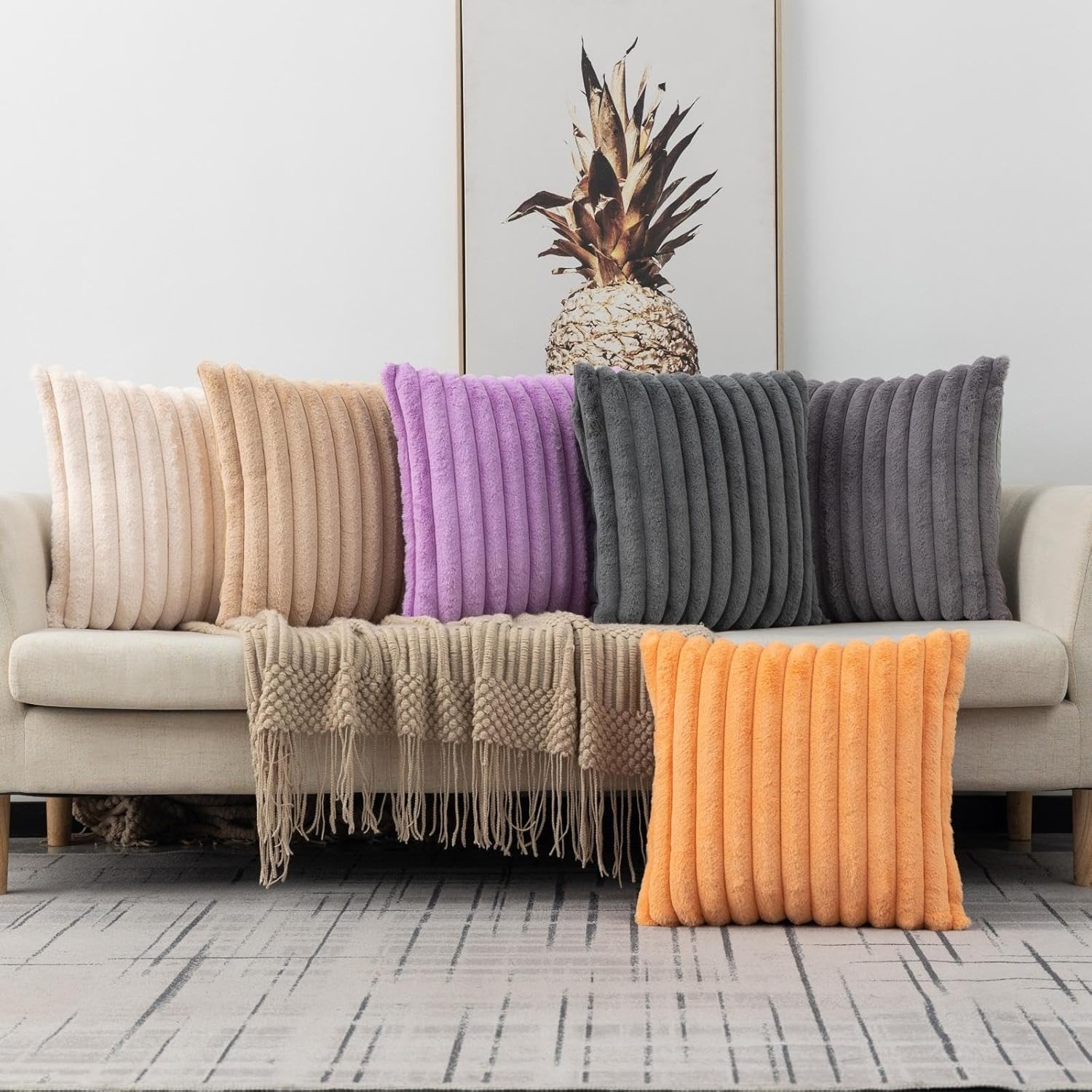 ZLINA Juego de 2 fundas de almohada de felpa de pelo sintético de color gris, fundas de cojín mullidas a rayas de 24 x 24 pulgadas, decoración de