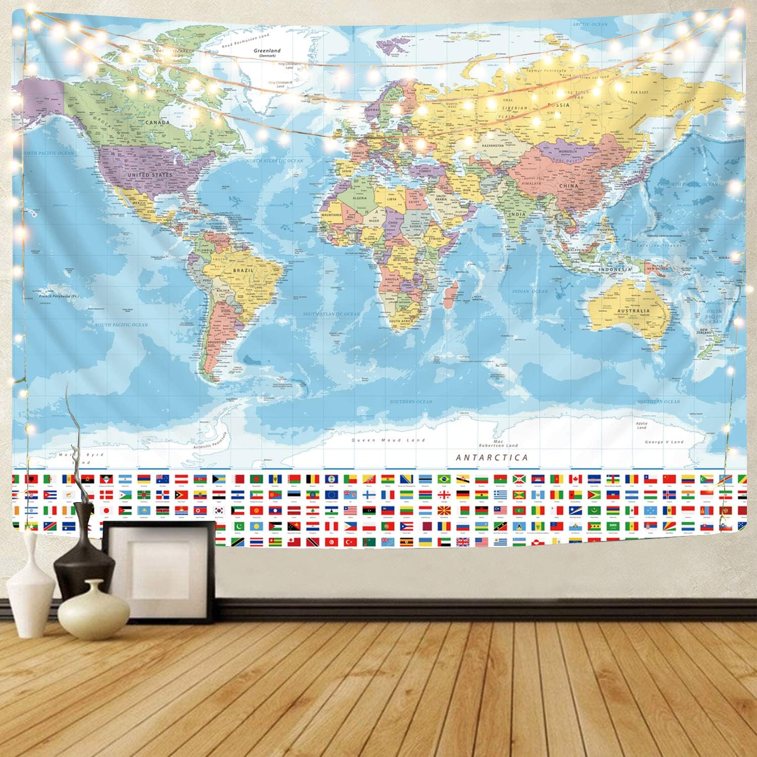 KYKU Tapiz pequeño de mapa del mundo, tapiz con mapa del mundo, banderas, decoración de viaje, aula, decoración de la tierra, fiesta (51.2 x 59.1