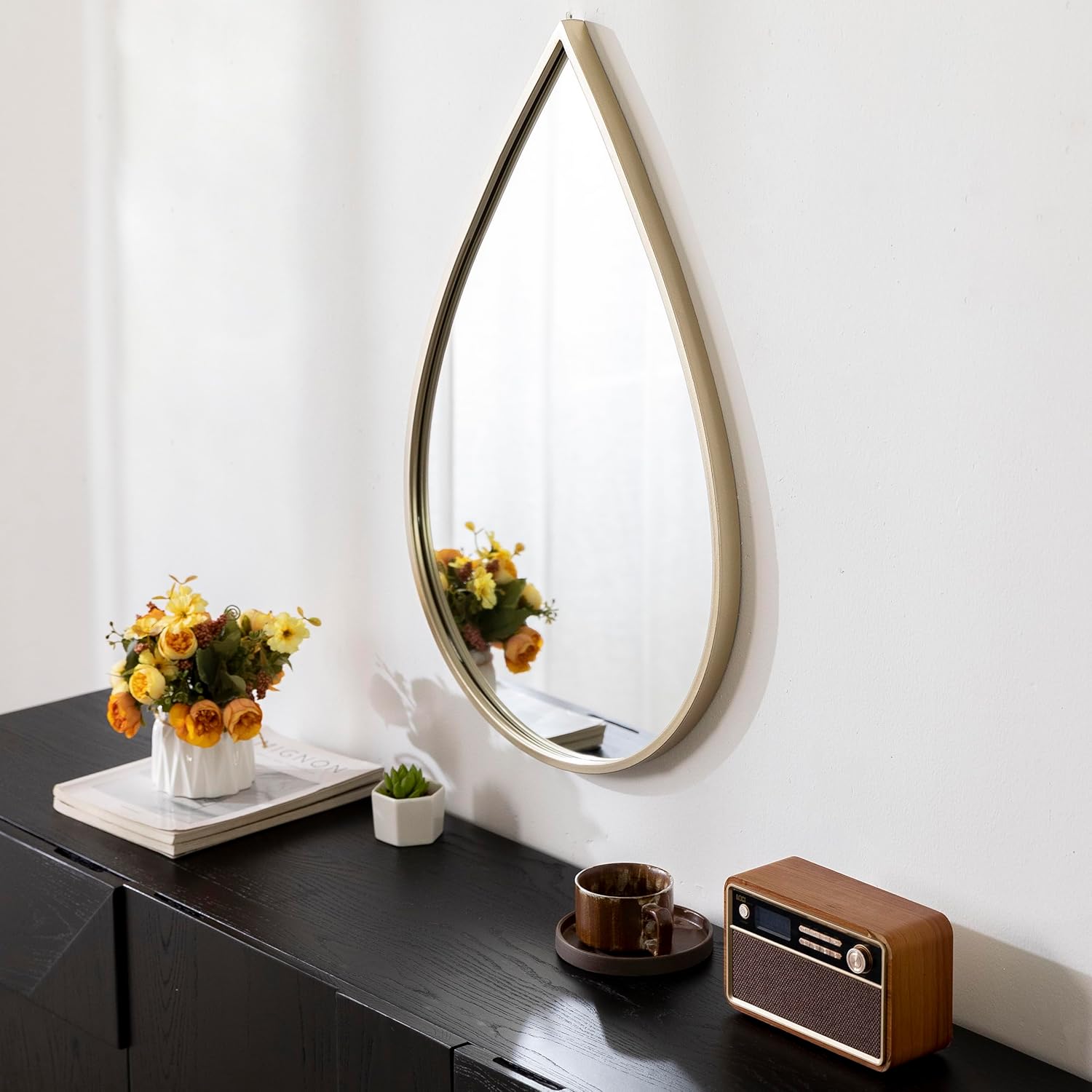 Espejo de pared dorado con forma de lágrima, decoración de pared para baño, sala de estar, dormitorio, pasillo, tocador