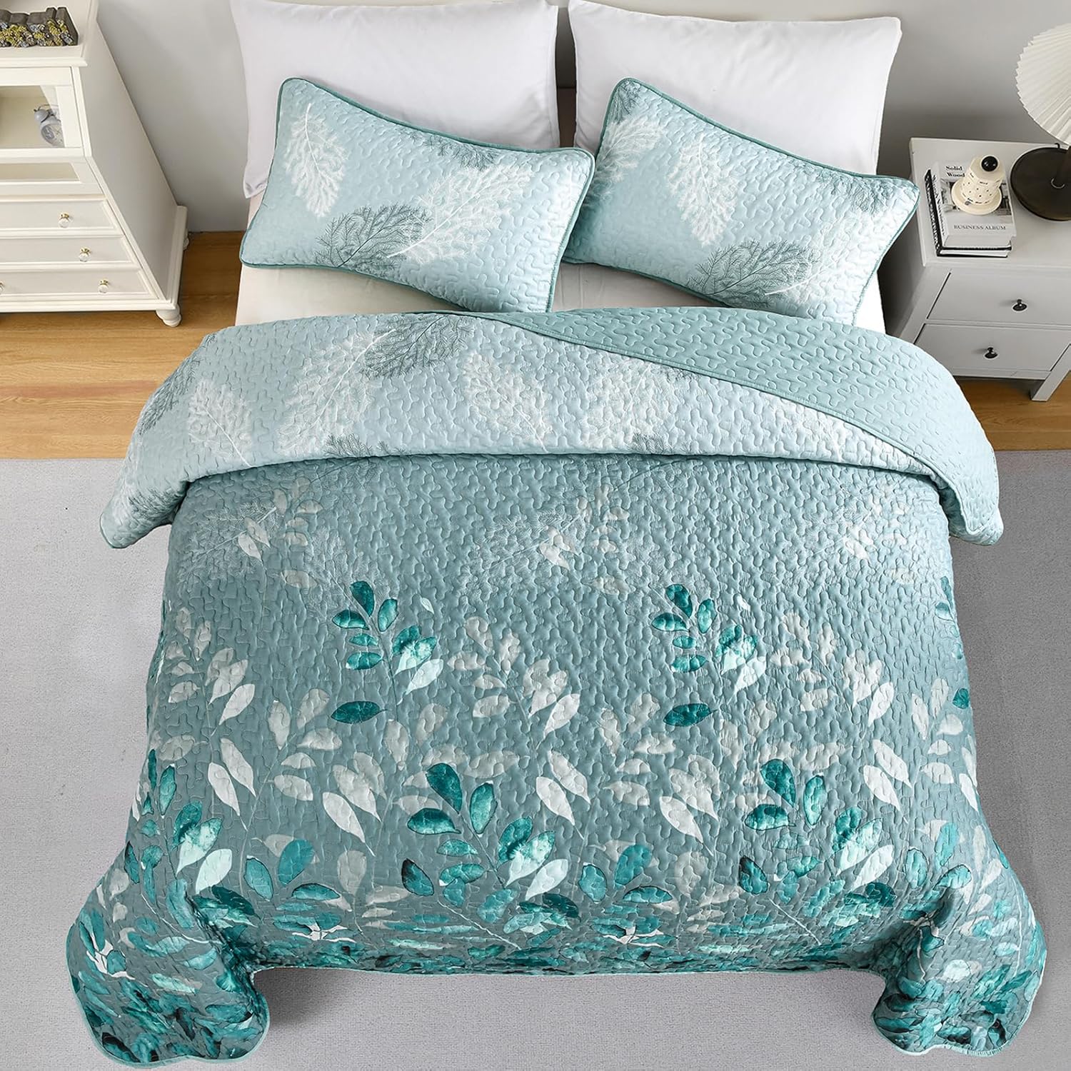 WONGS BEDDING Juego de edredón Aqua tamaño King, 3 piezas florales de hojas botancales degradadas con 2 fundas de almohada para todas las
