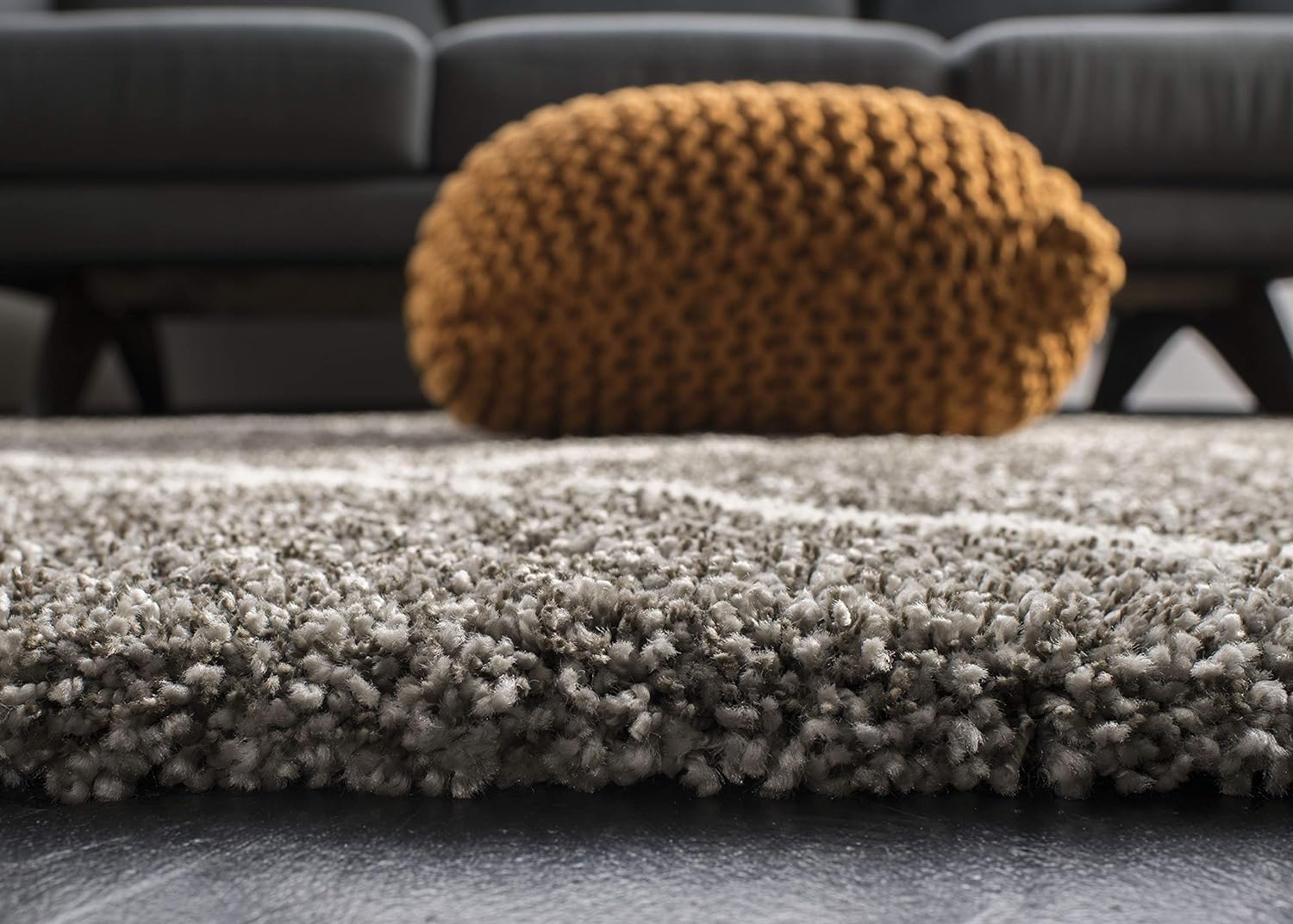 SAFAVIEH Colección Hudson Shag -Alfombra de pasillo, 2 pies 3 pulgadas x 14 pies, gris y marfil, diseño moderno de enrejado, no desprende pelusa y