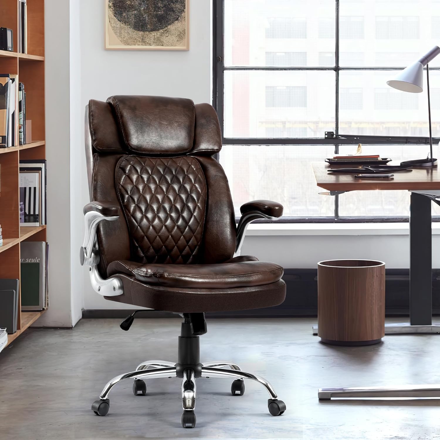 HOMYEDAMIC Silla de oficina de respaldo alto con brazos ajustables, sillas ejecutivas de computadora de piel sintética, giro grande y alto, ángulo