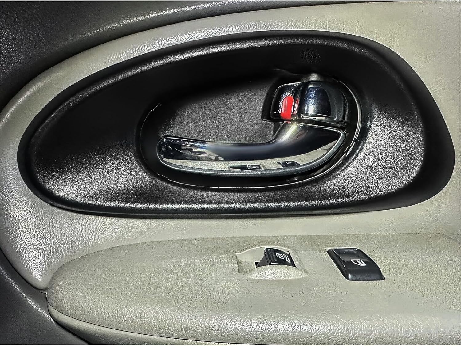 ECOTRIC Manija de puerta con biseles interiores compatibles con Chevrolet Trailblazer 2002-2009 Par Driver Passenger RH LH Negro Izquierdo Derecho