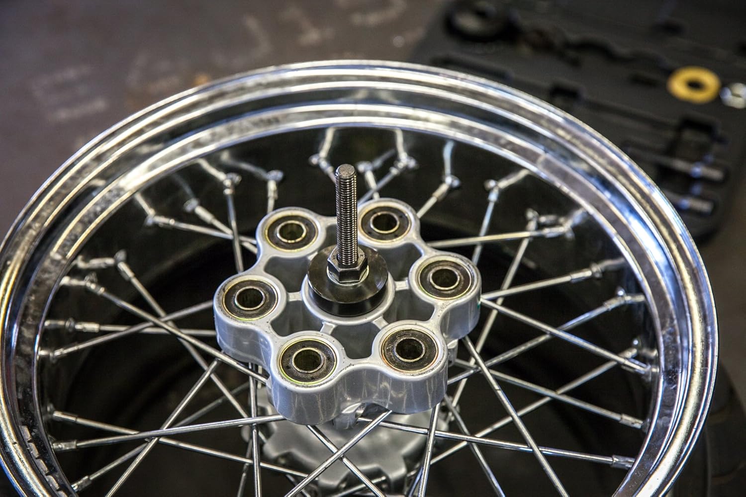 OTC 4790 Kit de desmontajeinstalación de rodamientos de rueda de motocicleta