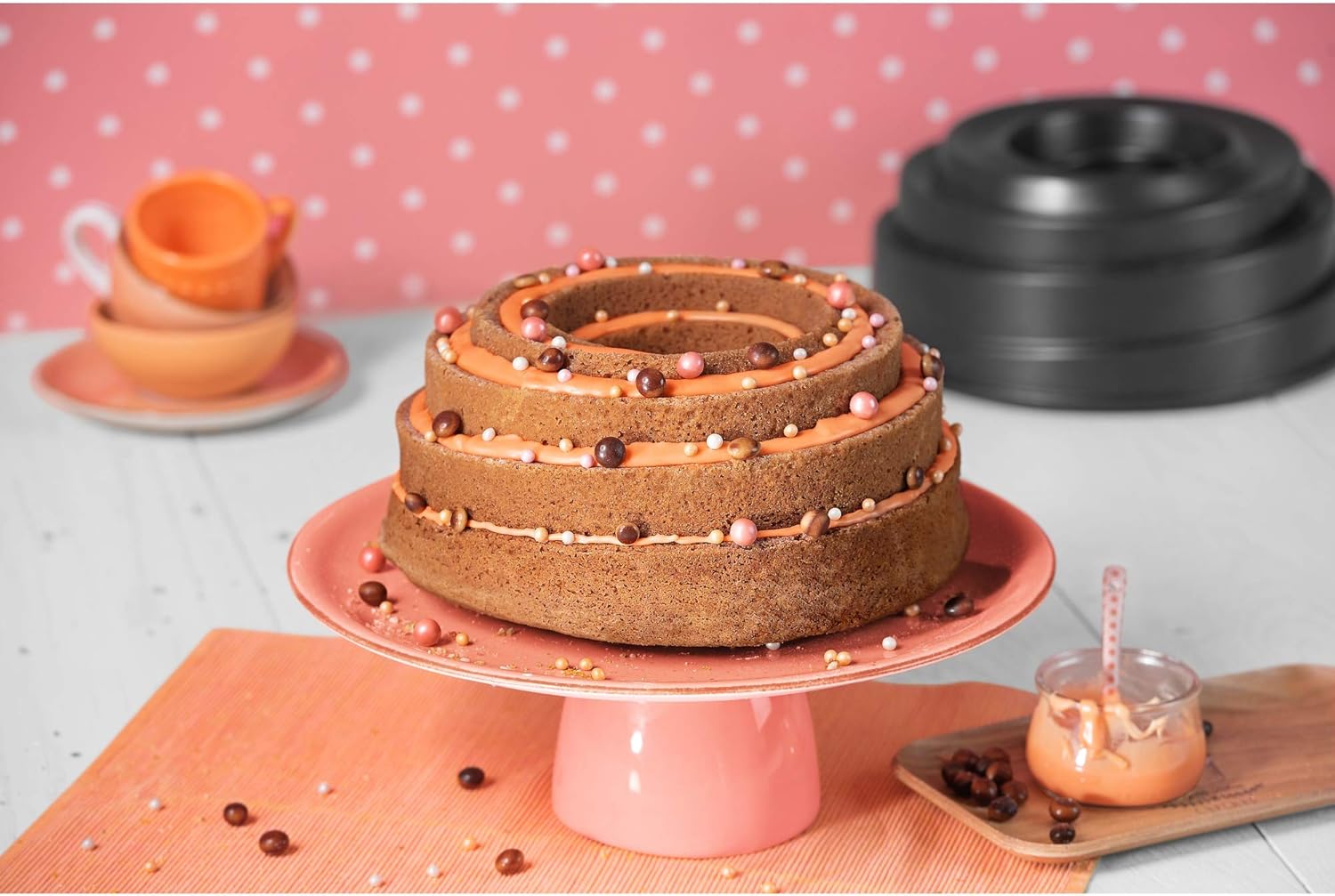 Kaiser Inspiration Twister Bundt – Molde para tartas (9.8 in), diseño de espiral
