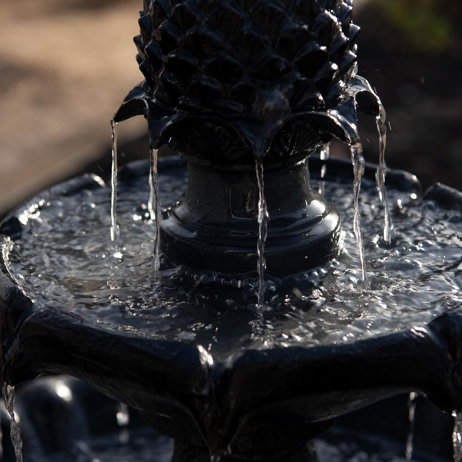 XBrand Fuente de agua solar de 2 niveles de fibra de vidrioresina negra de 44 pulgadas de alto con panel solar y bomba de apagado automático, fuente