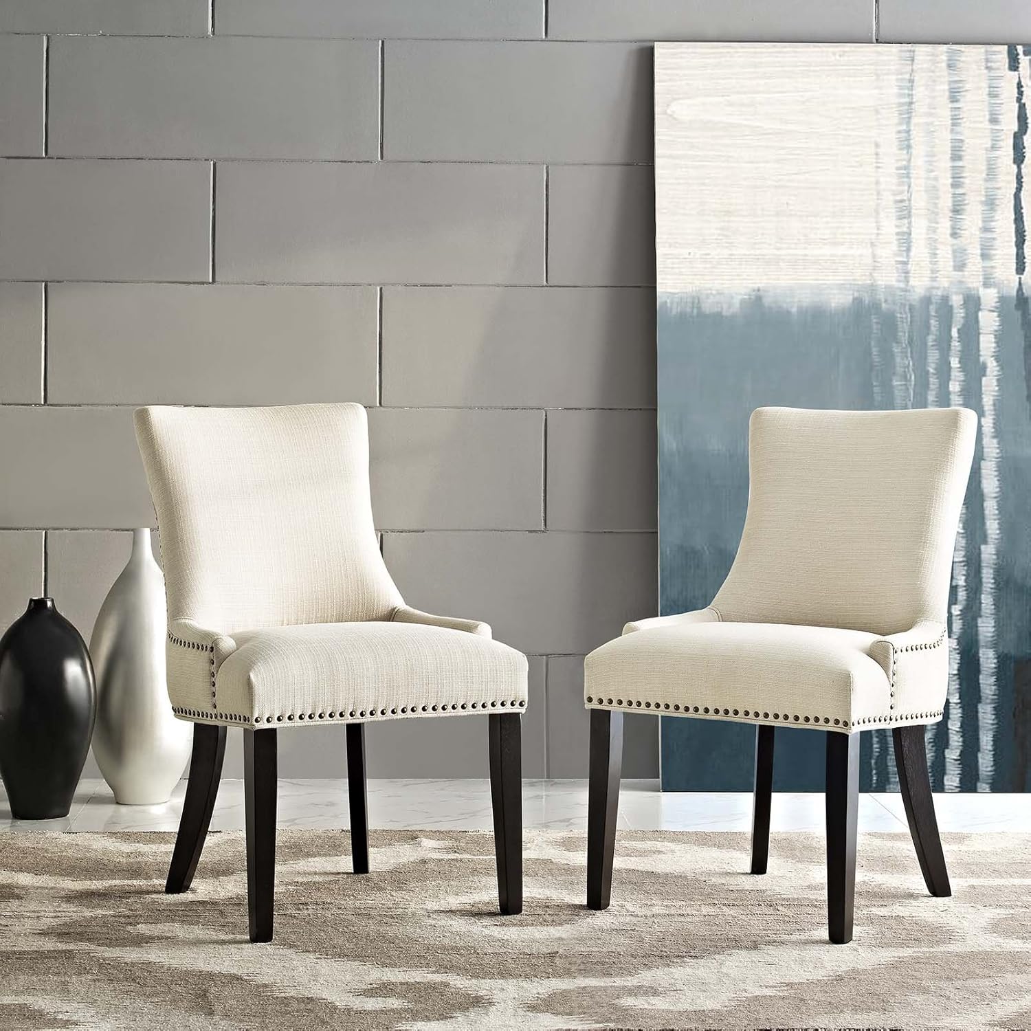 Modway Marquis – Silla auxiliar Parsons moderna y elegante tapizada de tela con ribete de clavos y patas de madera, juego de 2, color beige