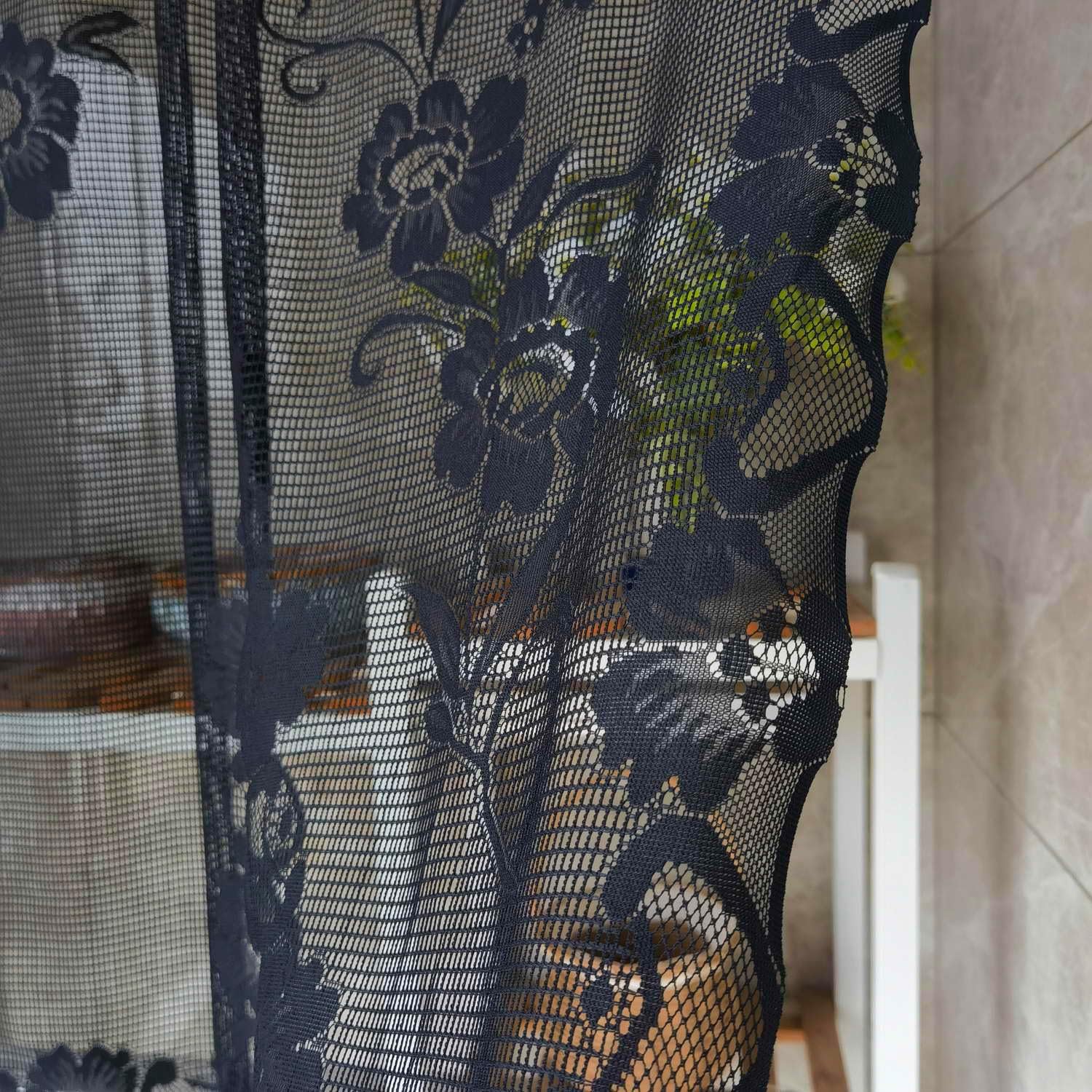 ZZC Cortina de encaje floral semitransparente, cortina con estampado de cascada para decoración de cocina, media ventana y baño (1 panel negro 1