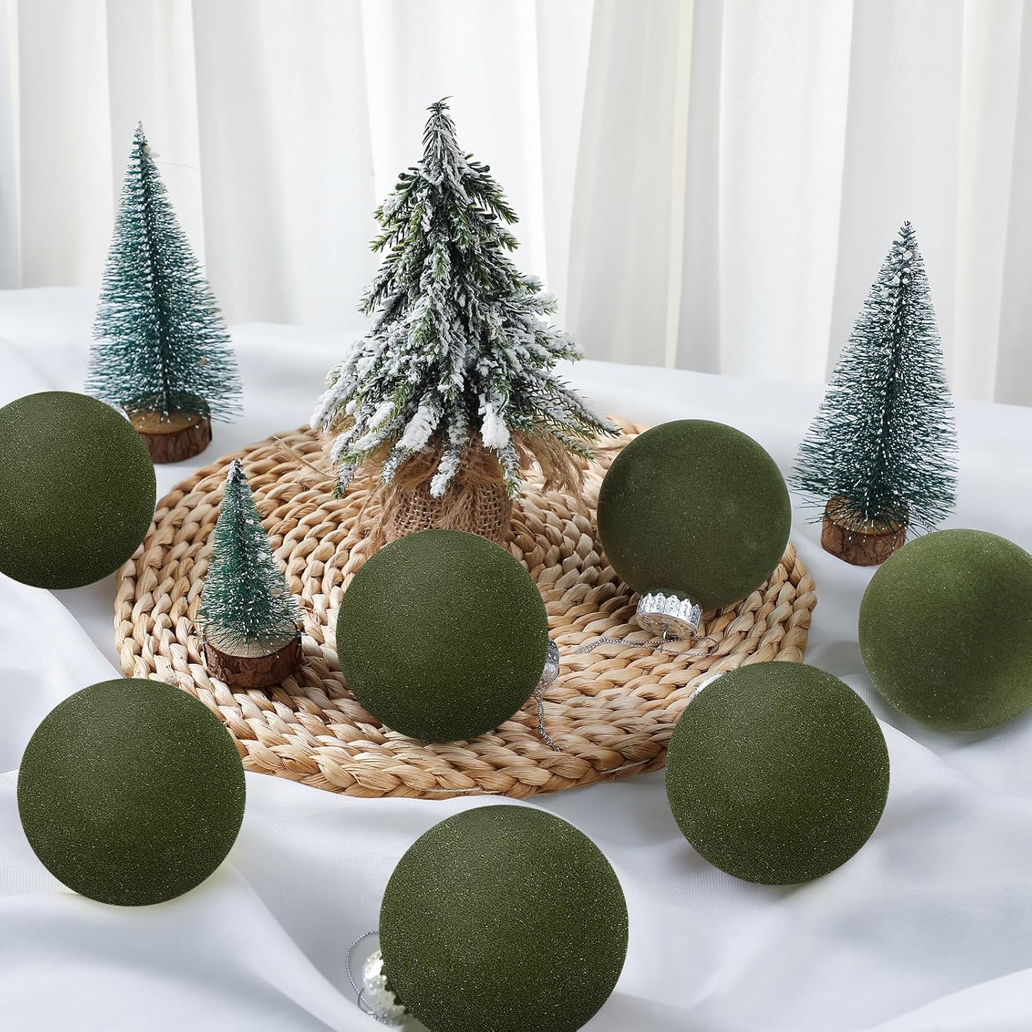 15 bolas de Navidad de terciopelo a granel, adornos de bola de árbol de Navidad flocadas, bolas de plástico, adornos decorativos para colgar,