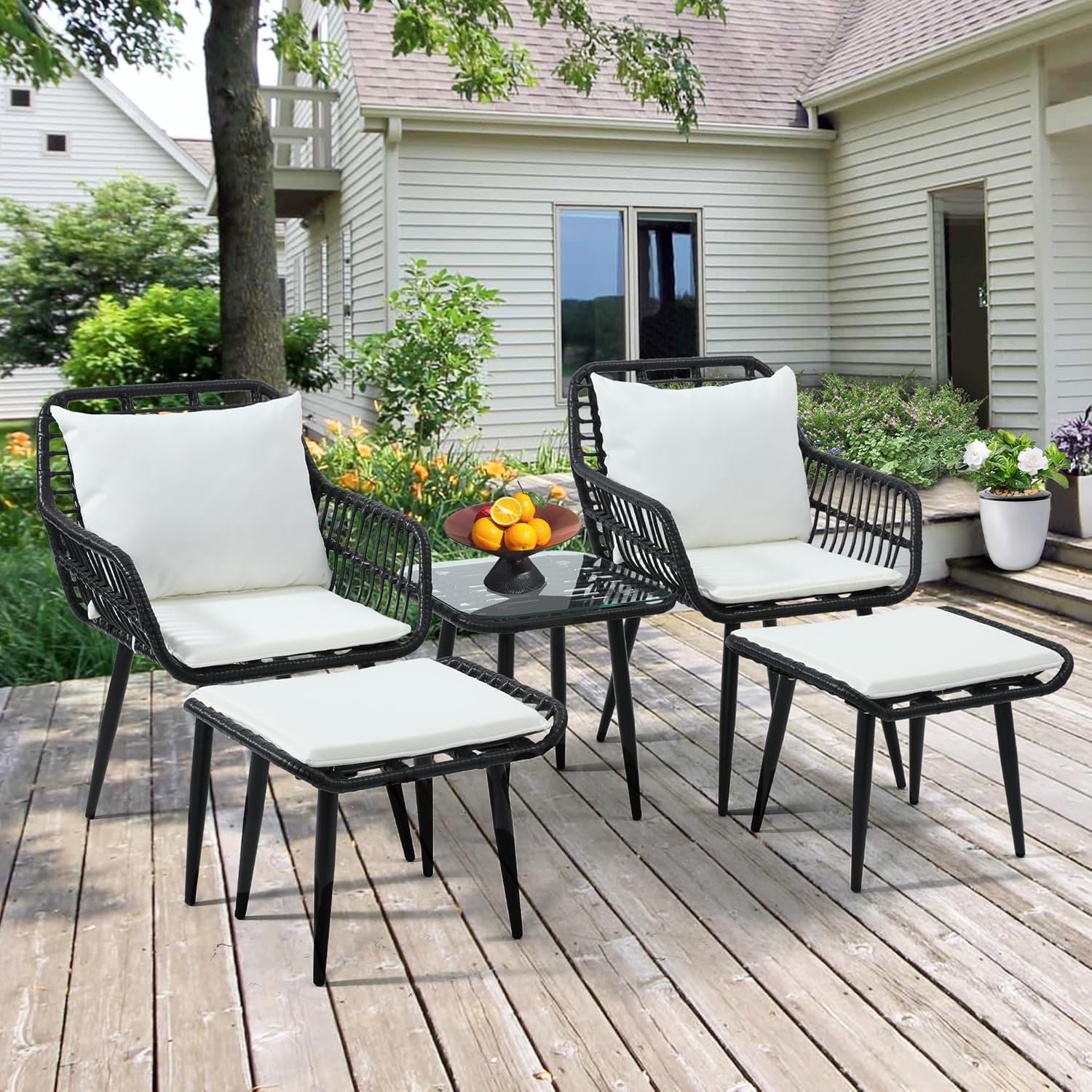 KROFEM Juego de sillas y mesa de mimbre para exteriores, 5 piezas con otomana para porche, balcón, terraza, patio, patio trasero, color negro