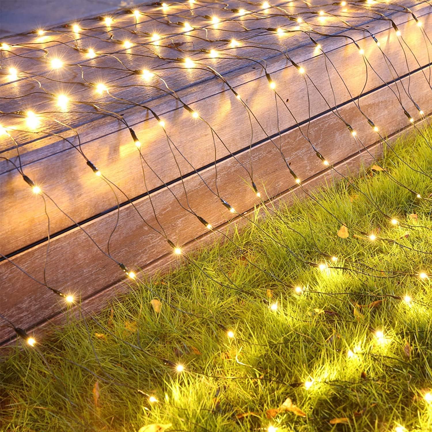 iBaycon Luces solares de red de Navidad, luces de malla de red de 5 x 5 pies con 8 modos y temporizador, luces solares impermeables para árboles de