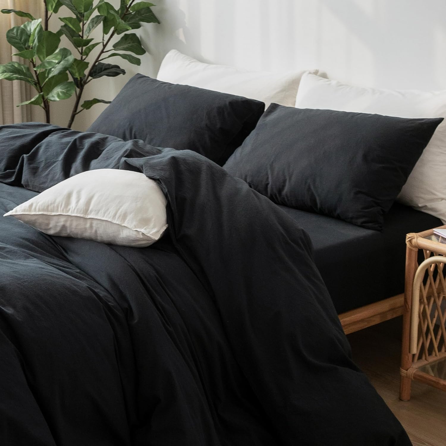 MooMee Fundas de almohada 100% algodón lavado con textura parecida al lino, transpirable, duradera, suave, cómoda (negro, estándar)