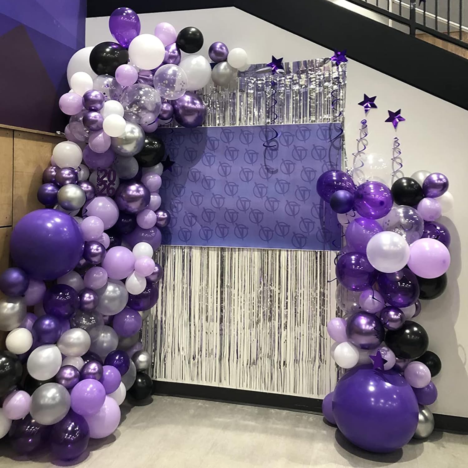 Paquete de 60 globos color morado y blanco de 12 pulgadas, morado oscuro, morado claro, morado metálico cromado y de confeti morado, para