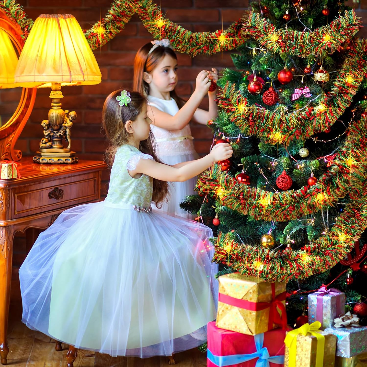 Guirnalda de oropel preiluminada de Navidad de 98.4 pies con tira de luces LED, guirnalda de Navidad para colgar guirnalda de Navidad para árbol de