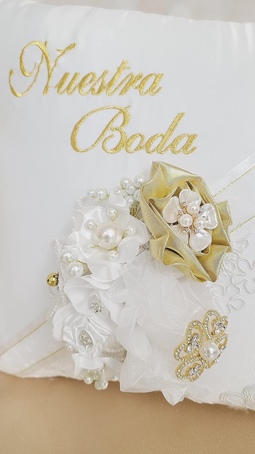 A&C Quinceañeras and More Wedding accessories Pillow set, Wedding Album Wedding Guest book Wedding Pillow Cojines de boda Personalized wedding