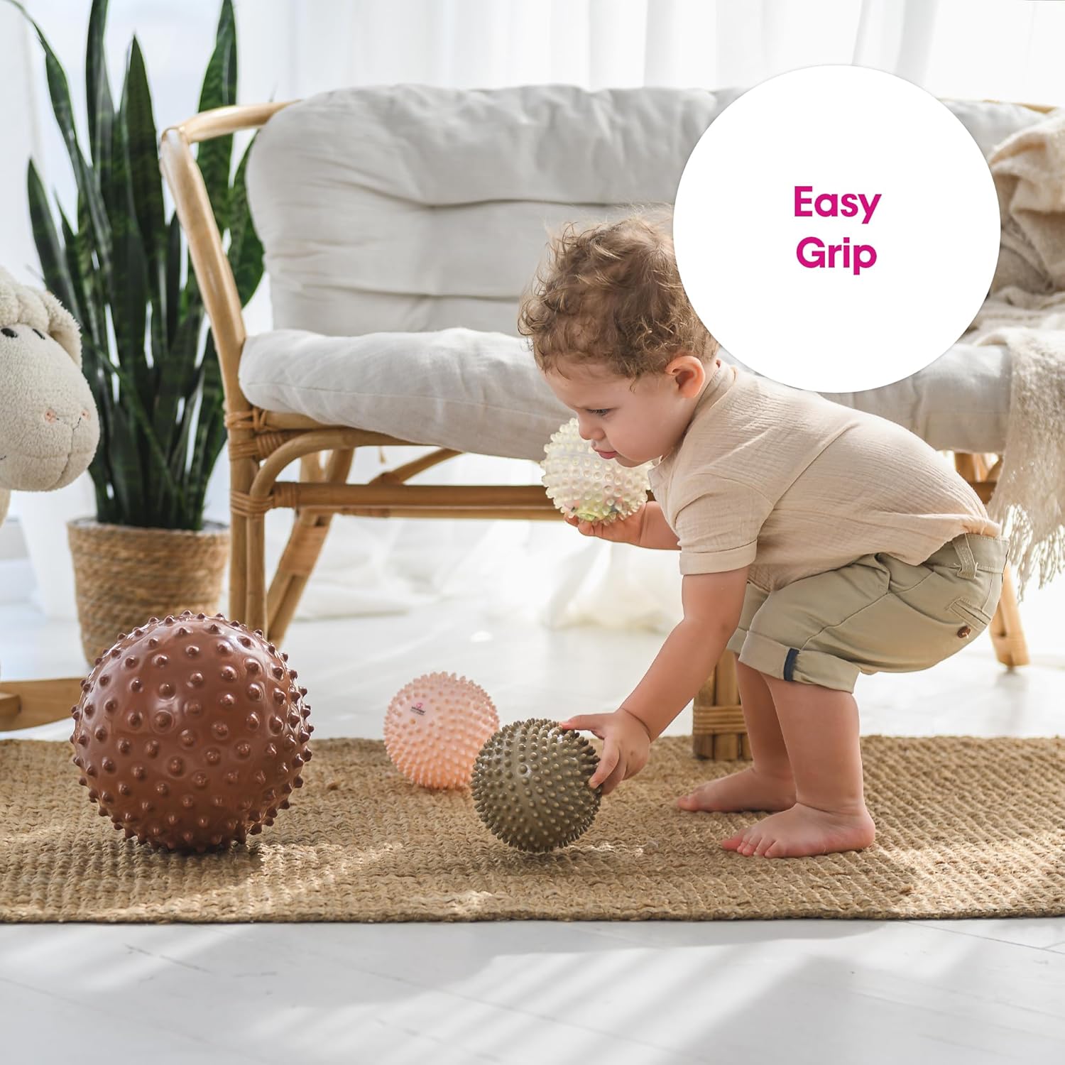 Edushape La bola sensorial original para bebé, bola de bebé de color bohemio chic de 4 pulgadas que ayuda a mejorar las habilidades motoras gruesas