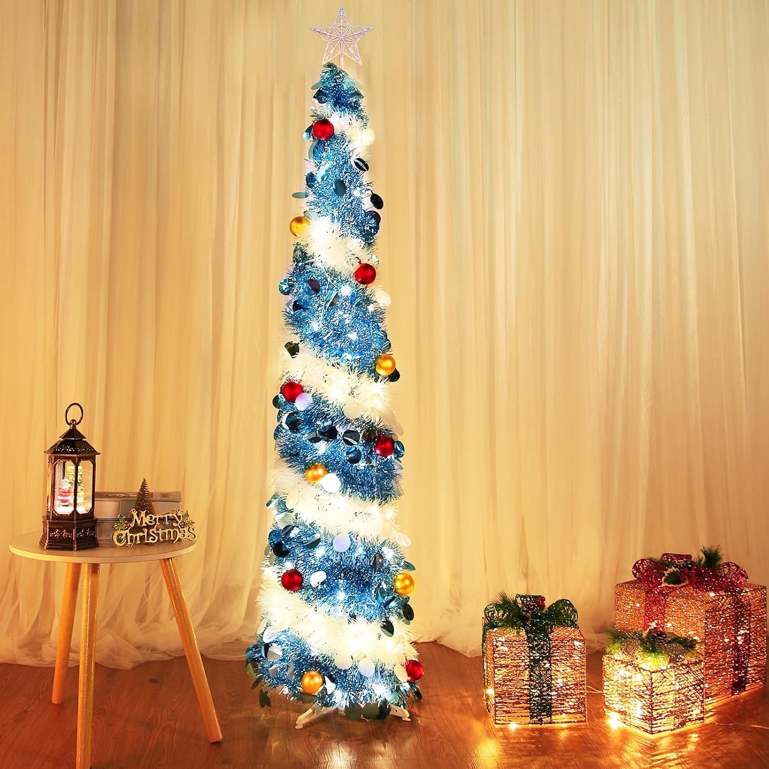 Interruptor y temporizador de doble color Árbol de Navidad de lápiz de 5 pies con 50 luces de cambio de color blanco cálido y multicolor, 10 bolas,