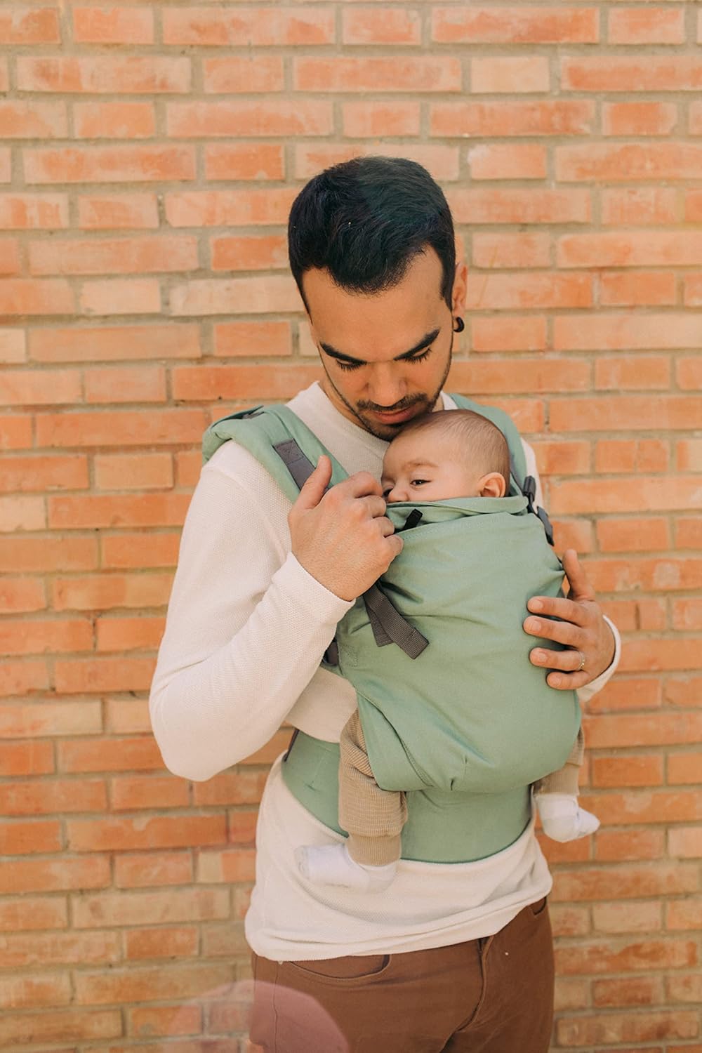 Boba X Portabebés ergonómico  Portabebés ajustable para recién nacidos a niños pequeños, delantero y mochila para bebés de 7 a 45 libras, portabebés