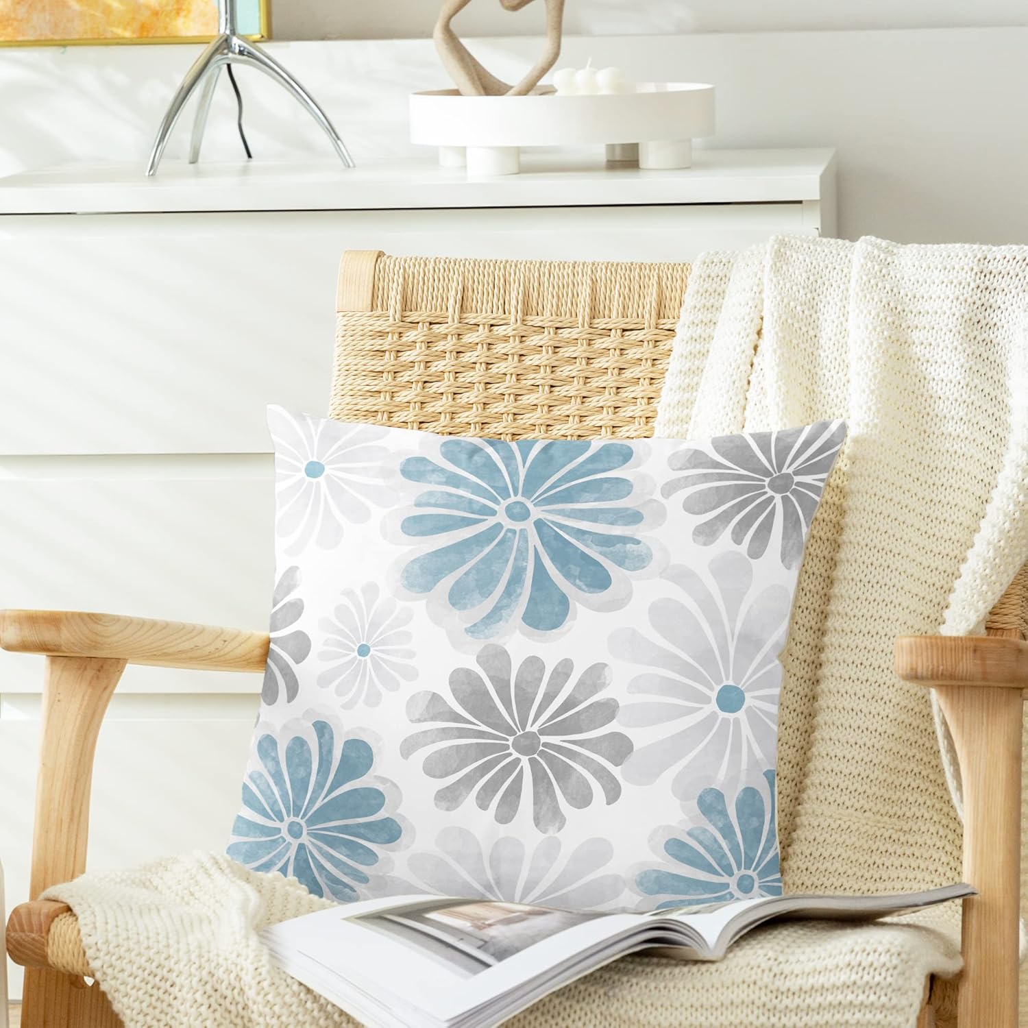 CaliTime Juego de 2 fundas de almohada decorativas de vellón de dos tonos con flores florecientes para sofá, cama, decoración de casa rural, 20 x 20