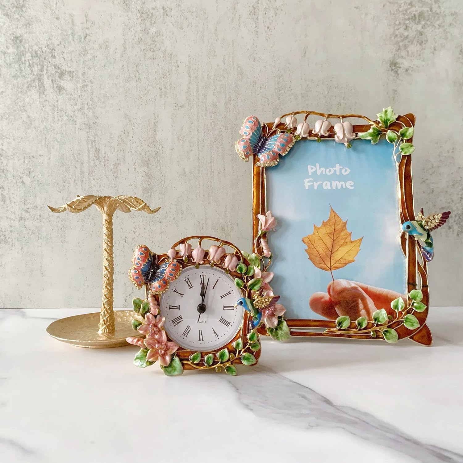 Pewery Mini reloj de mesa decorativo, reloj analógico silencioso de metal vintage, de cuarzo, funciona con pilas, para decoración de sala de estar,