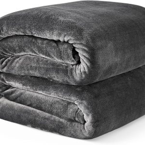 Hansleep Manta de franela de forro polar, súper suave y esponjosa, manta de sofá acogedora para todas las estaciones (gris oscuro, manta de 50 x 65) Hansleep Manta de franela de forro polar, súper suave y esponjosa, manta de sofá acogedora para todas las estaciones (gris oscuro, manta de 50 x 65)