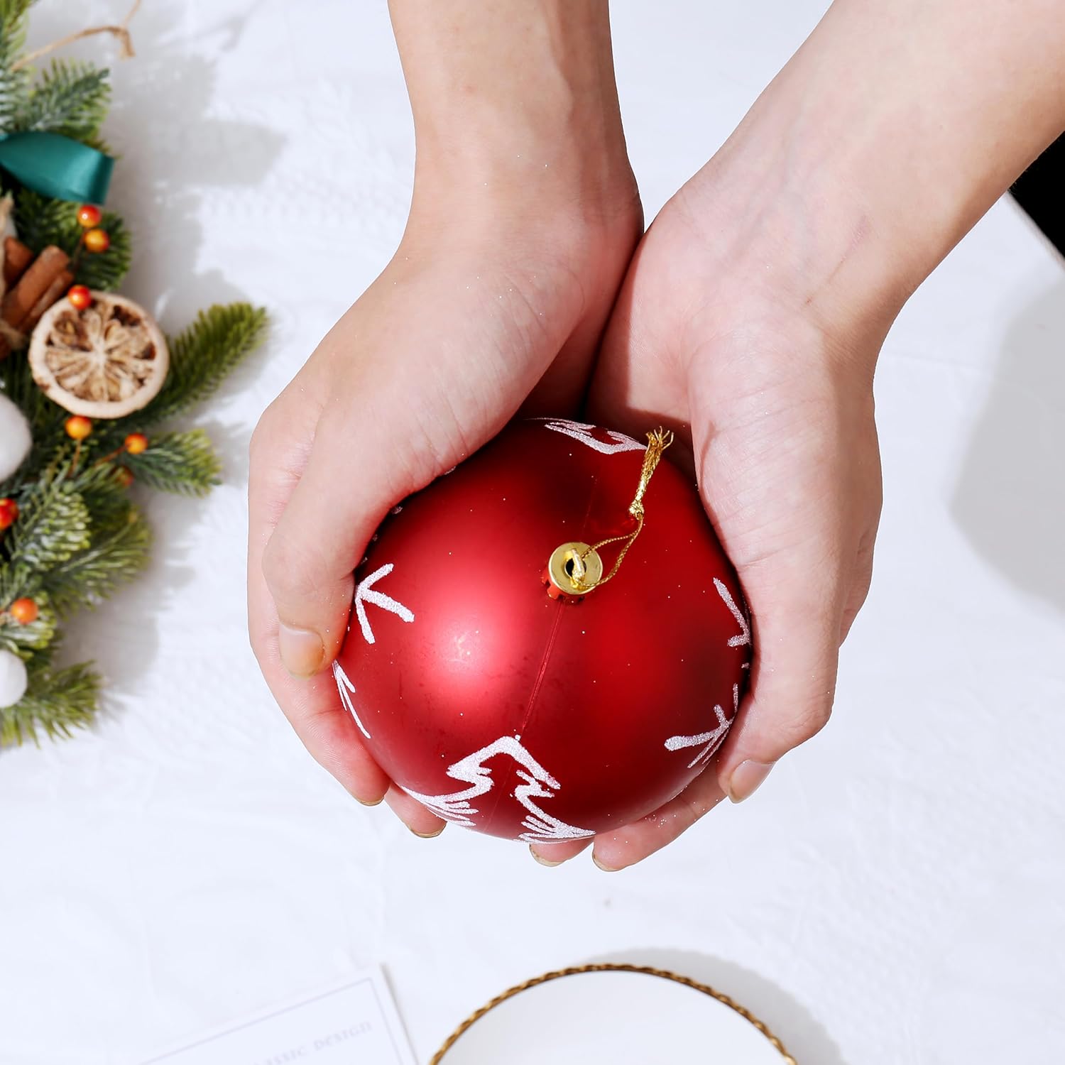 Esferas de adorno de Navidad, bolas de pintura extra grandes, juego de 4 pulgadas para colgar en el árbol (rojo)