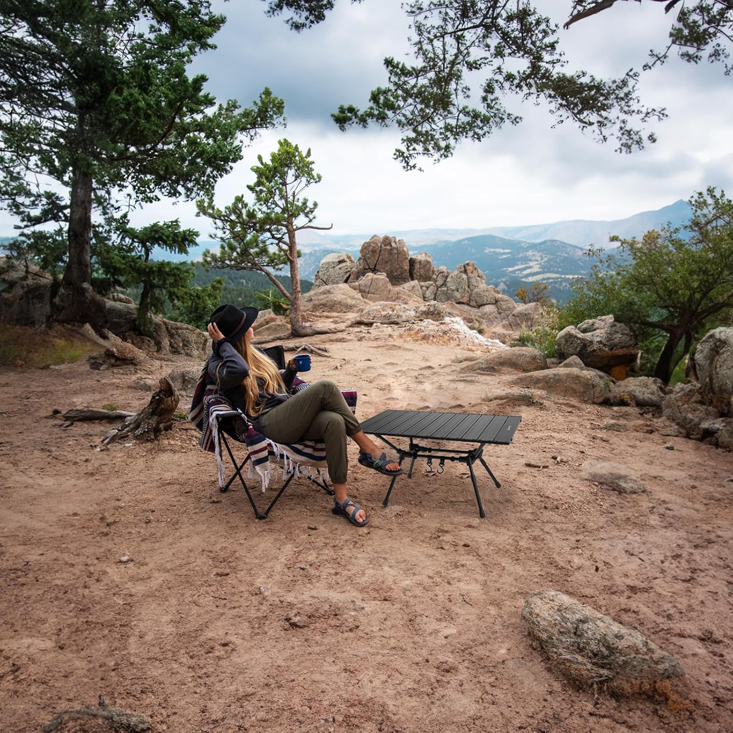 HITORHIKE Mesas de campamento con mesa de aluminio ultraligera con bolsa de transporte para interiores, exteriores, mochileros, barbacoa, playa,