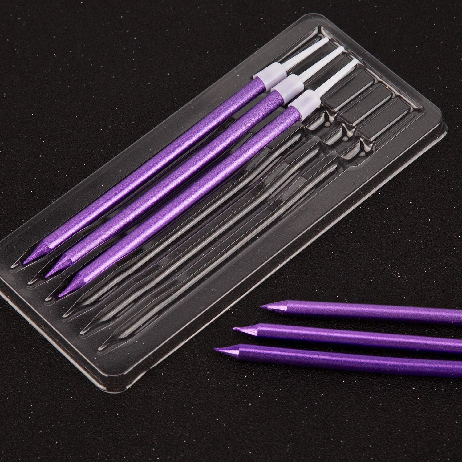 LUTER Velas metálicas de cumpleaños en soportes morados, velas altas para pastel de cumpleaños, velas largas y delgadas para decoración de