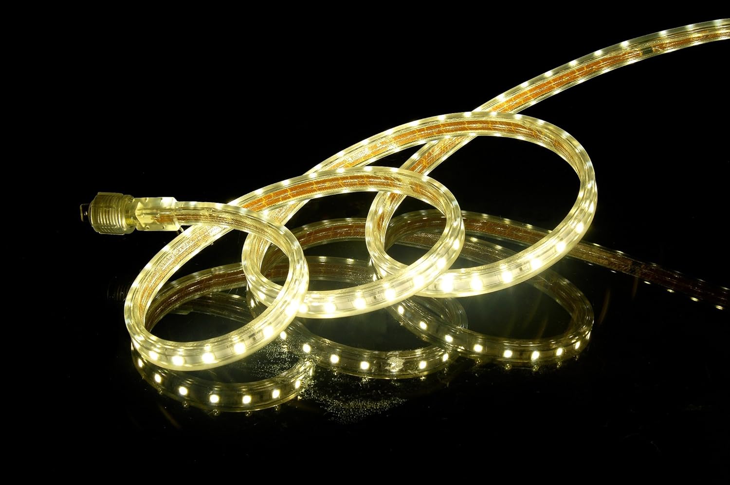 CBConcept Listado UL, 50 pies, súper brillante 13500 lúmenes, 3000 K blanco cálido, regulable, tira de luz LED plana flexible de 110-120 V CA, 930
