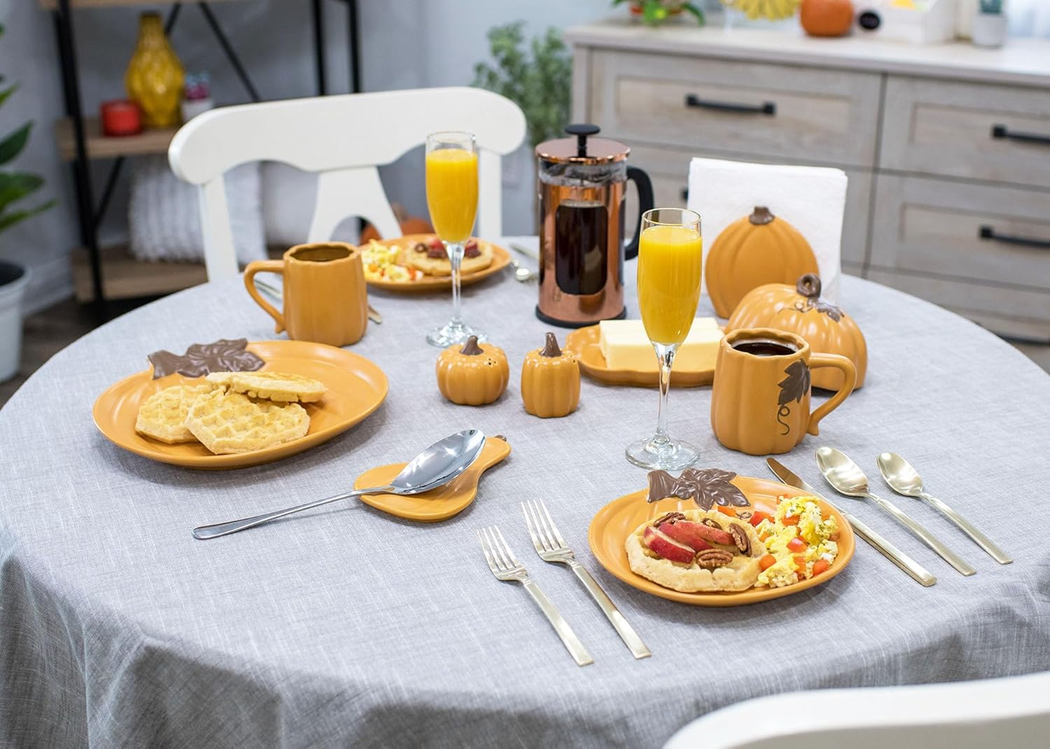 Nat & Jules – Soporte de cuchara de cerámica con forma de calabaza de 6.5 x 4 pulgadas, decoración alegre de otoño y Acción de Gracias para