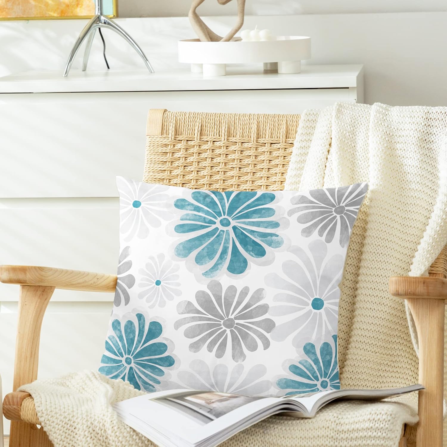 CaliTime Juego de 2 fundas de almohada decorativas de vellón de dos tonos con flores florecientes para sofá, cama, decoración de casa rural, 16 x 16