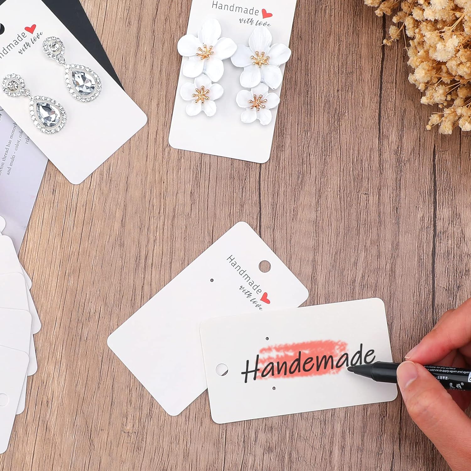joycraft Paquete de 100 tarjetas para aretes, 2 x 3.5 pulgadas, hechas a mano con etiquetas de amor, etiquetas blancas para aretes en blanco para