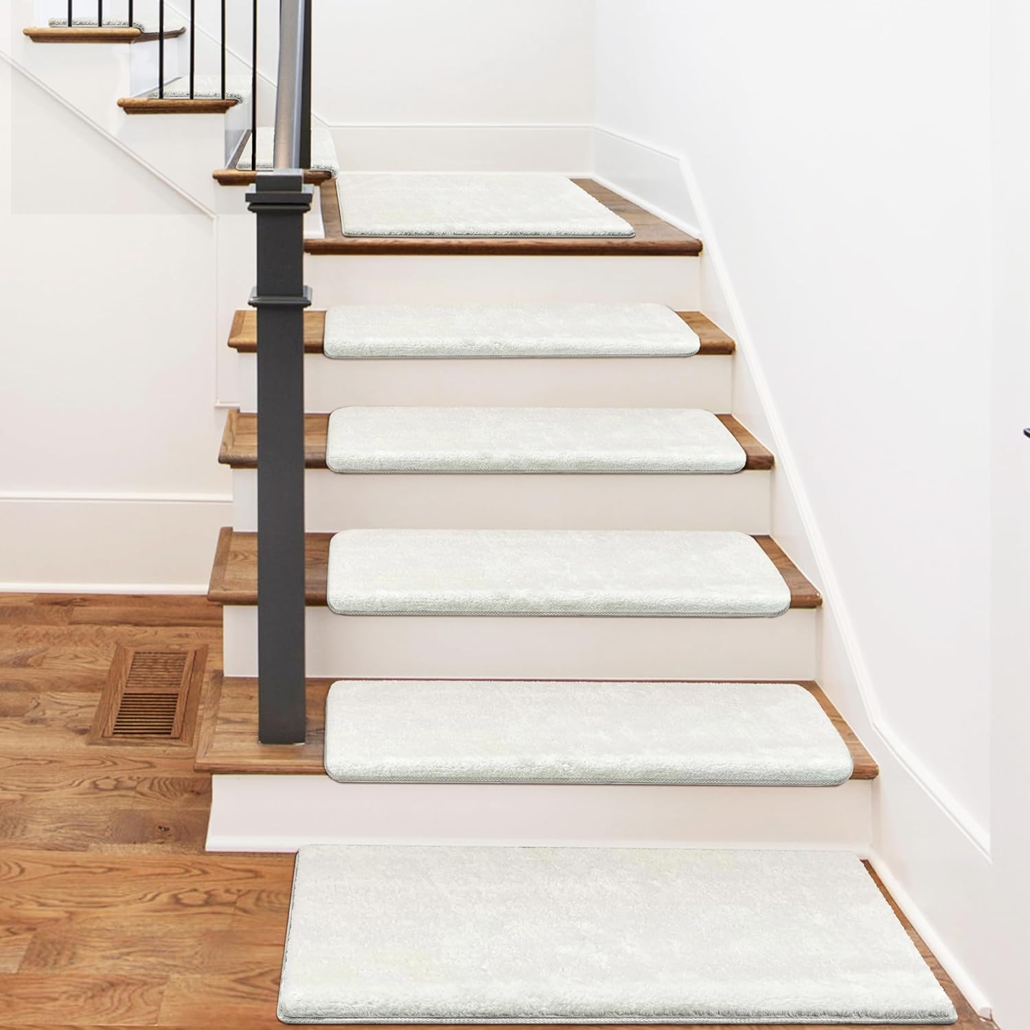 PURE ERA Protectores de escalera para interiores ultra afelpados, suaves, para interiores, aptos para mascotas, cinta antideslizante, sin lavable,